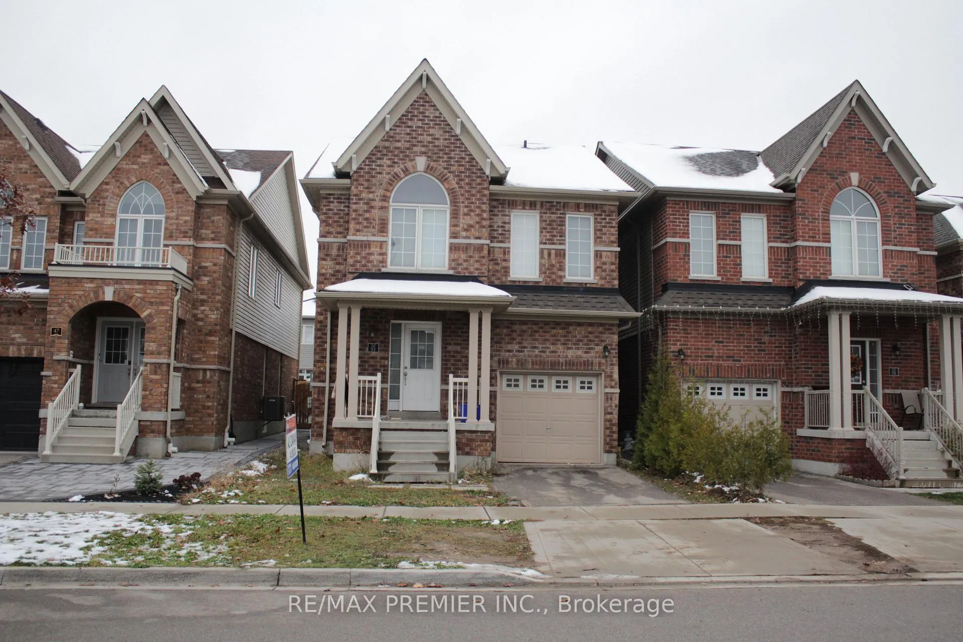 Front of 51 Mullholland Avenue