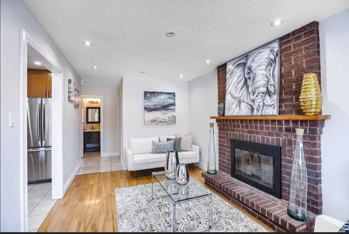 Photo 6 of 29 Corkett Drive, Brampton, Northwood Park — HOMEH