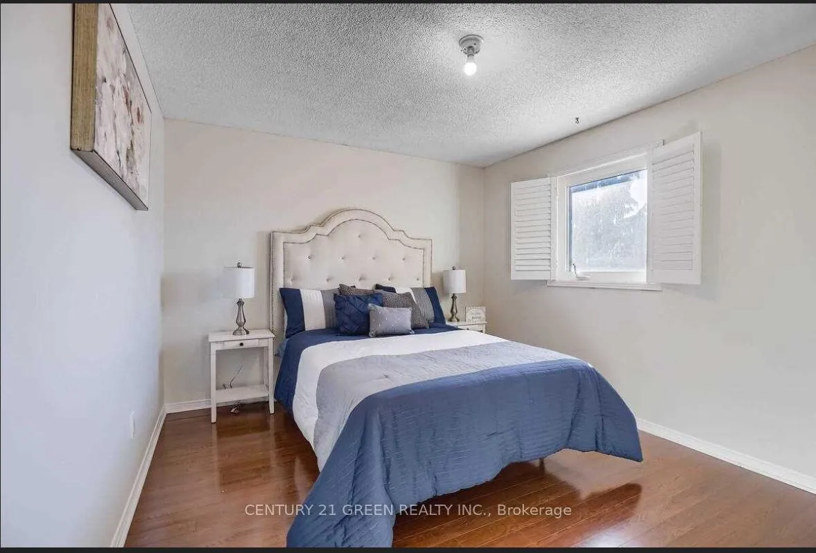 Photo 14 of 29 Corkett Drive, Brampton, Northwood Park — HOMEH