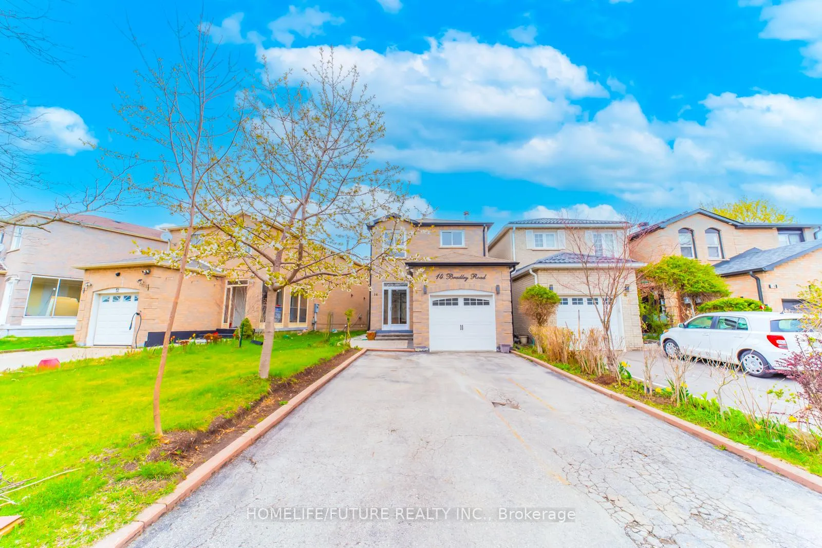 Photo 1 of 14 Bradley Road, Markham, Milliken Mills East — HOMEH