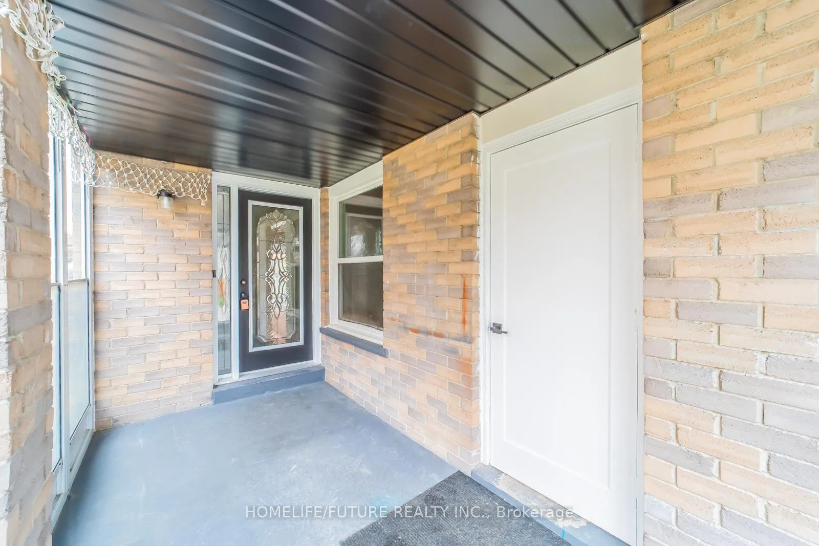 Photo 5 of 14 Bradley Road, Markham, Milliken Mills East — HOMEH