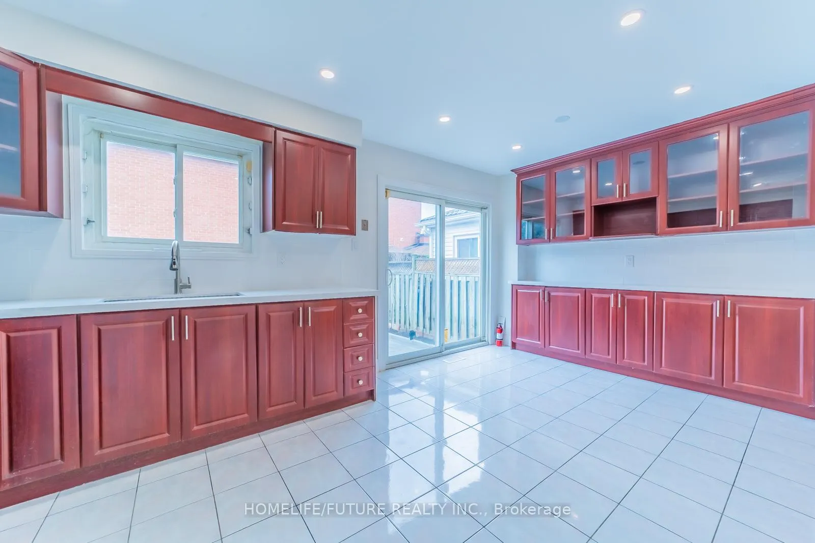 Photo 14 of 14 Bradley Road, Markham, Milliken Mills East — HOMEH