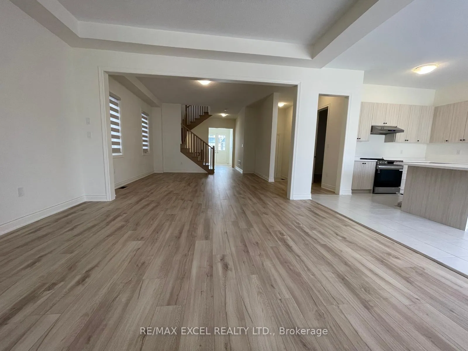 Photo 5 of 2206 Cayenne Street, Oshawa, Kedron — HOMEH