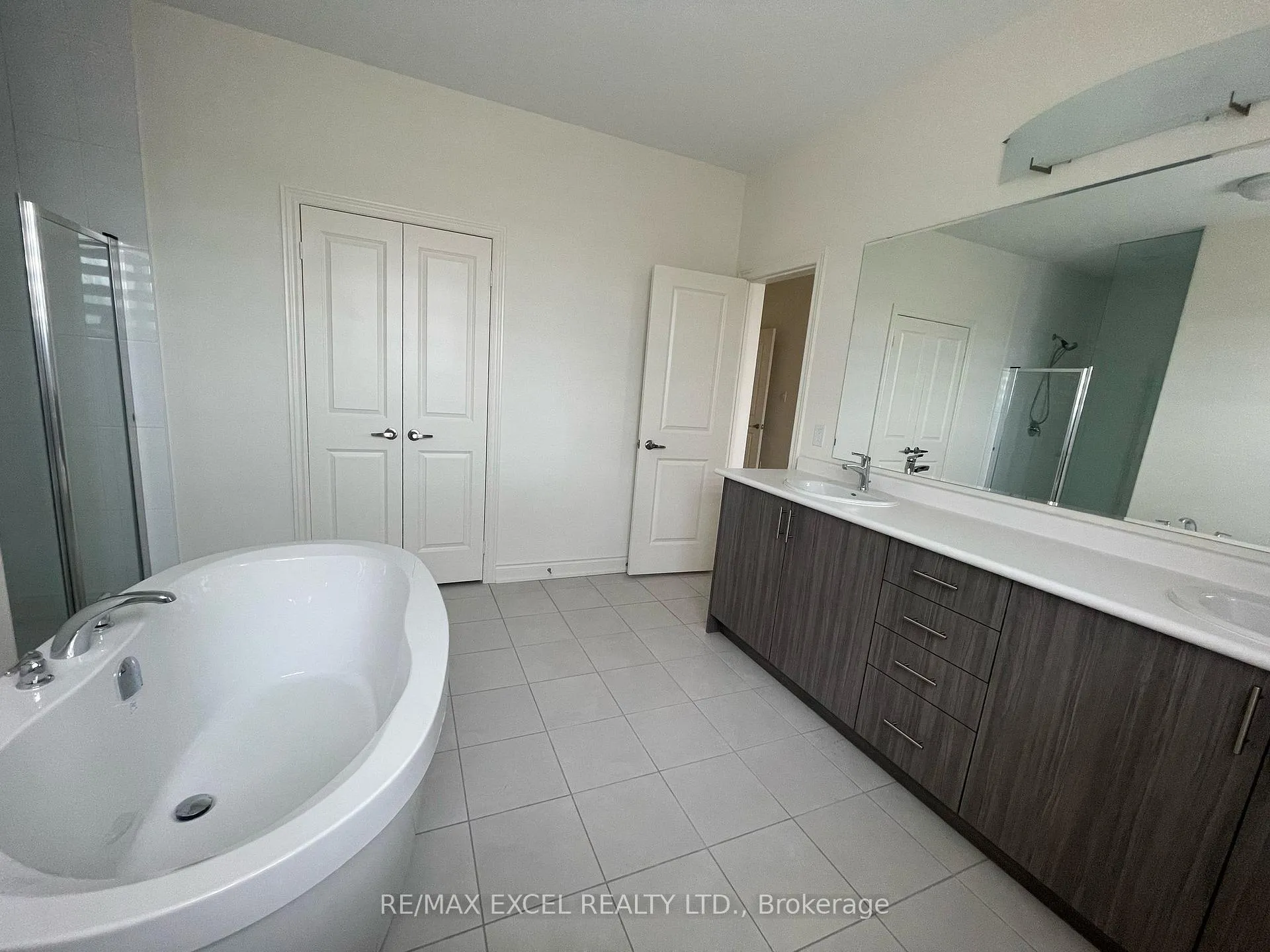 Photo 17 of 2206 Cayenne Street, Oshawa, Kedron — HOMEH
