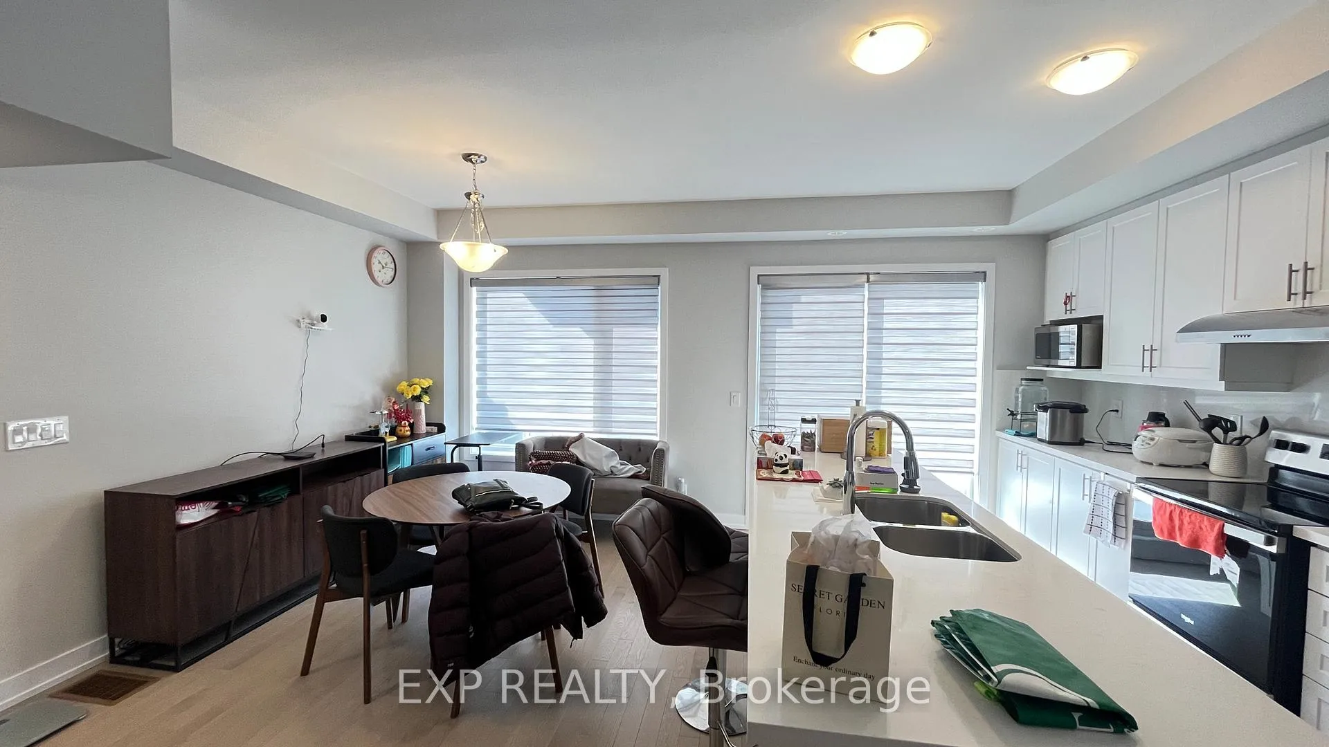 Photo 6 of 19 Vanderbergh Avenue, Markham, Angus Glen — HOMEH