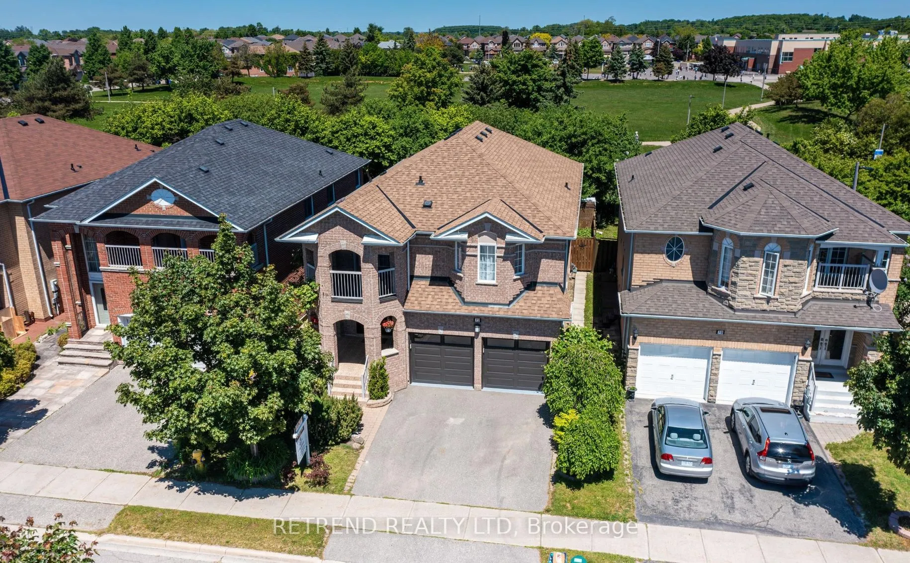 Photo 1 of 72 Monteith Crescent, Vaughan, Maple — HOMEH