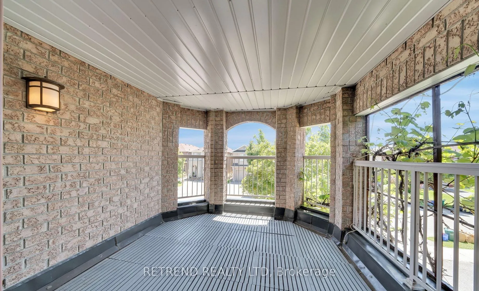 Photo 17 of 72 Monteith Crescent, Vaughan, Maple — HOMEH