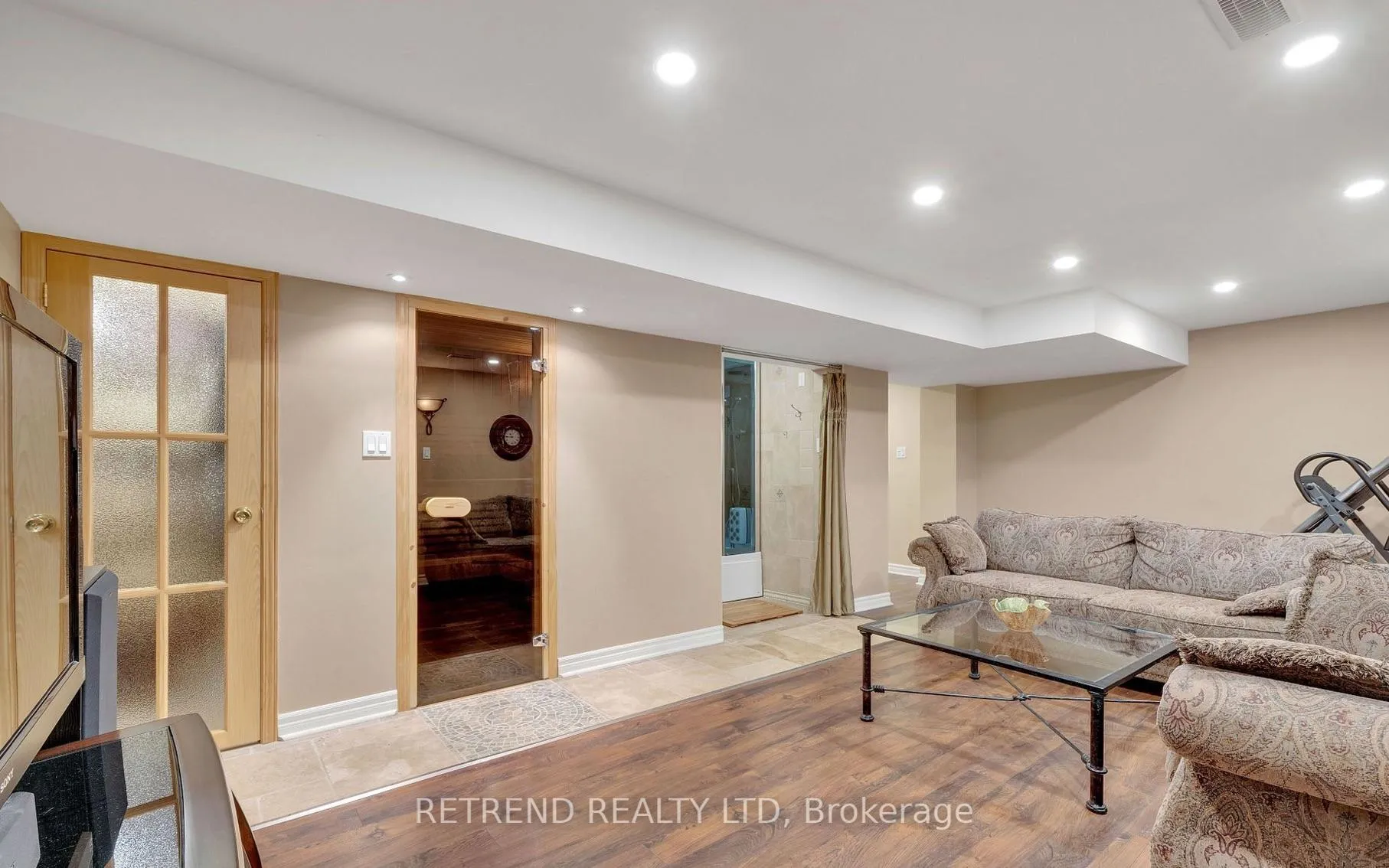 Photo 24 of 72 Monteith Crescent, Vaughan, Maple — HOMEH