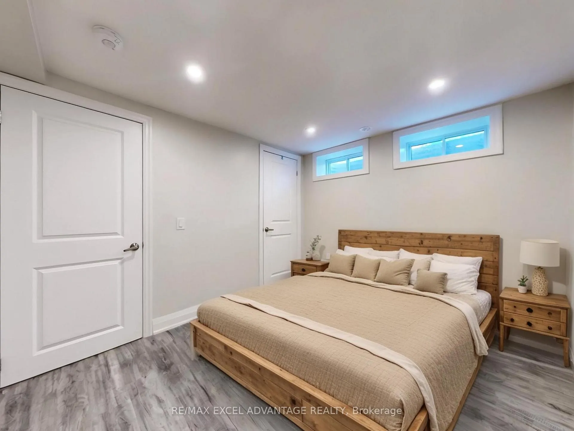 Photo 6 of Unit Lower, 542 Gibbons Street, Oshawa, McLaughlin — HOMEH