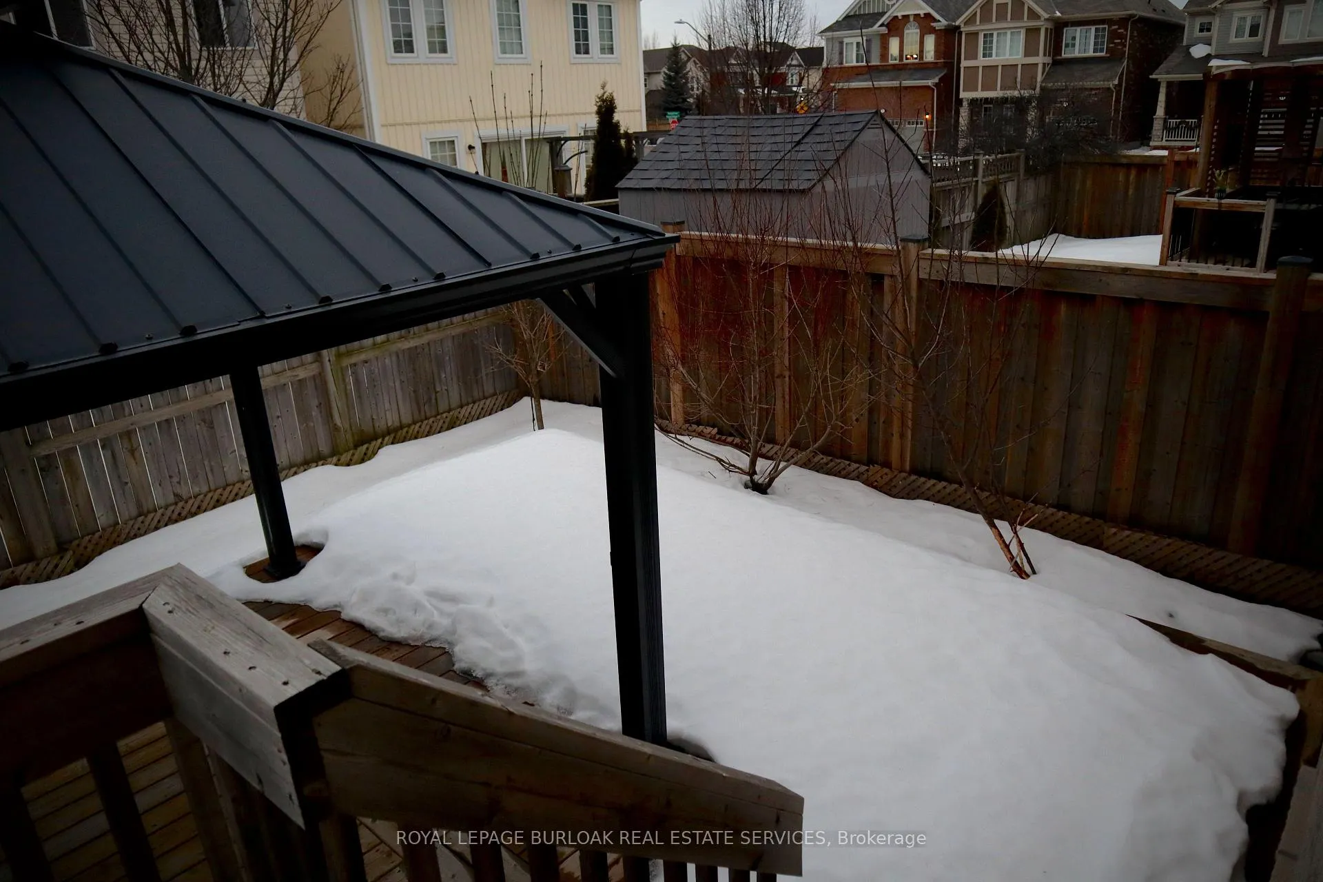 Photo 38 of 209 Stillwater Crescent, Hamilton, Waterdown — HOMEH