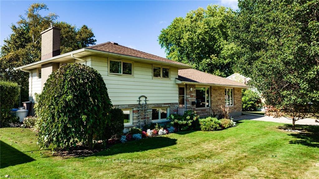 Photo 1 of 244 Catherine Street, Goderich, Goderich (Town) — HOMEH
