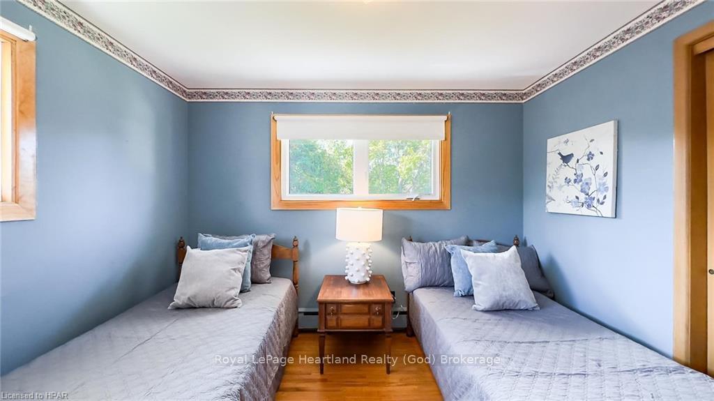 Photo 26 of 244 Catherine Street, Goderich, Goderich (Town) — HOMEH