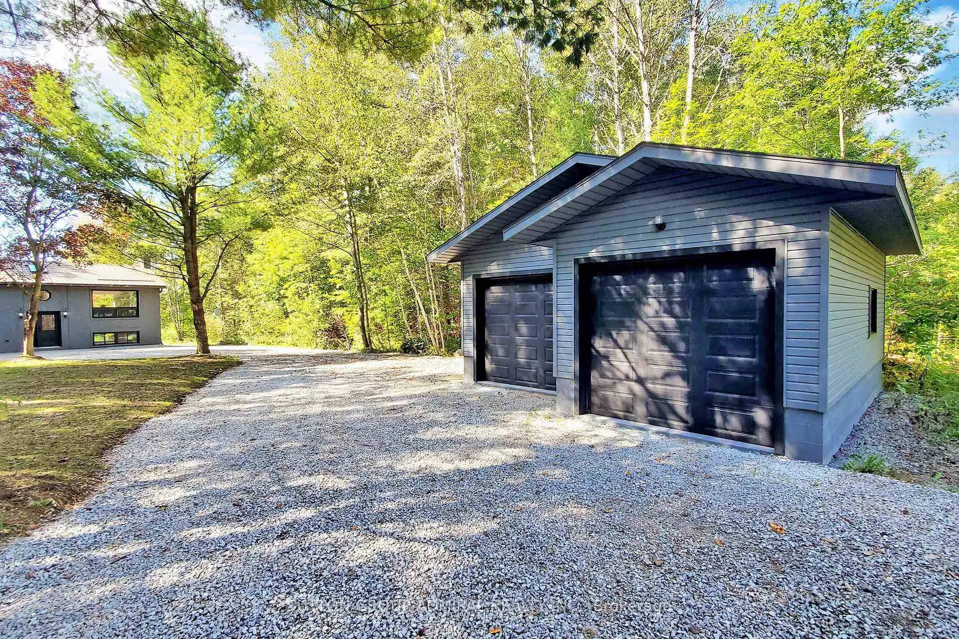 Photo 3 of 5127 Severn Pines Crescent, Severn, Washago — HOMEH