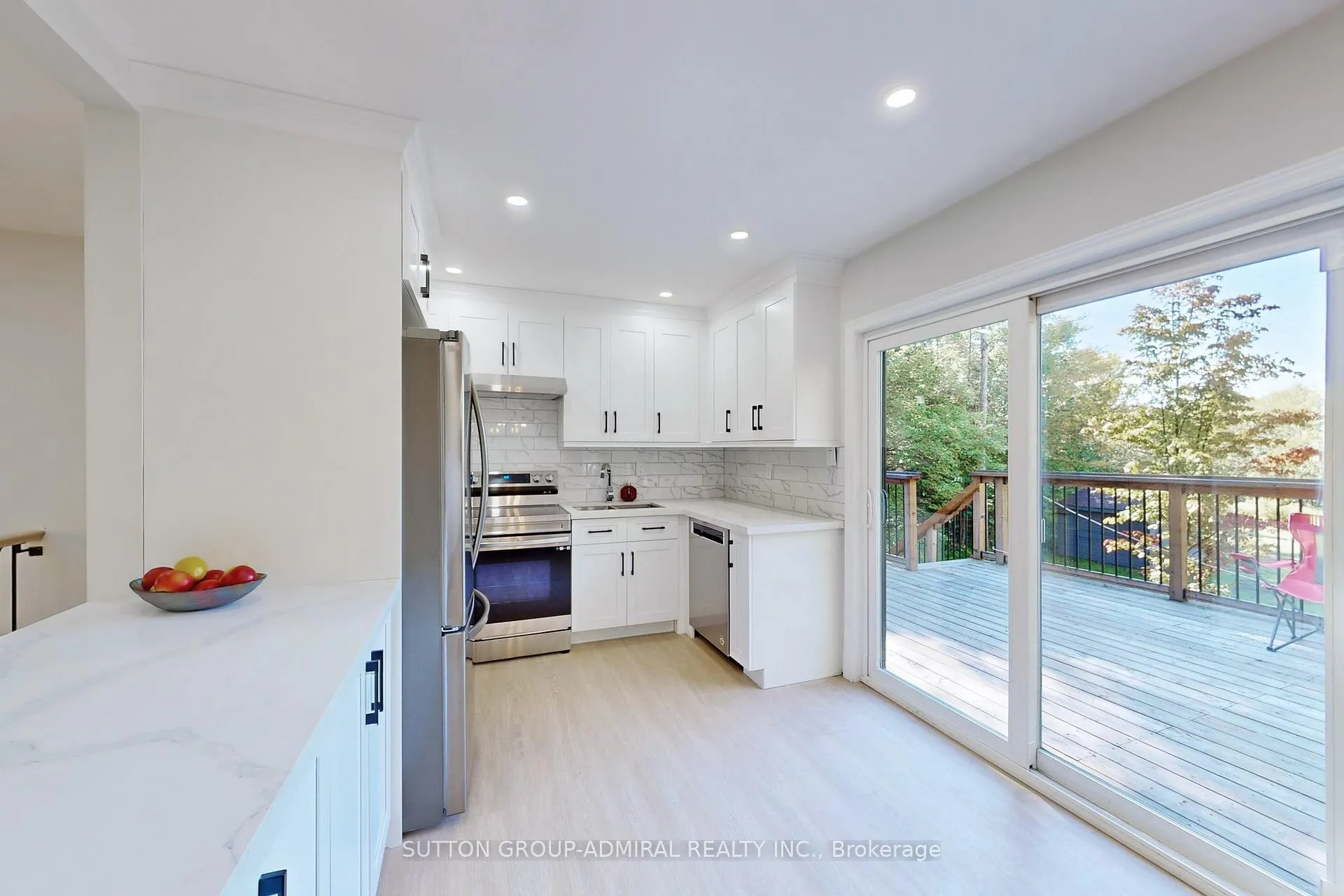 Photo 15 of 5127 Severn Pines Crescent, Severn, Washago — HOMEH