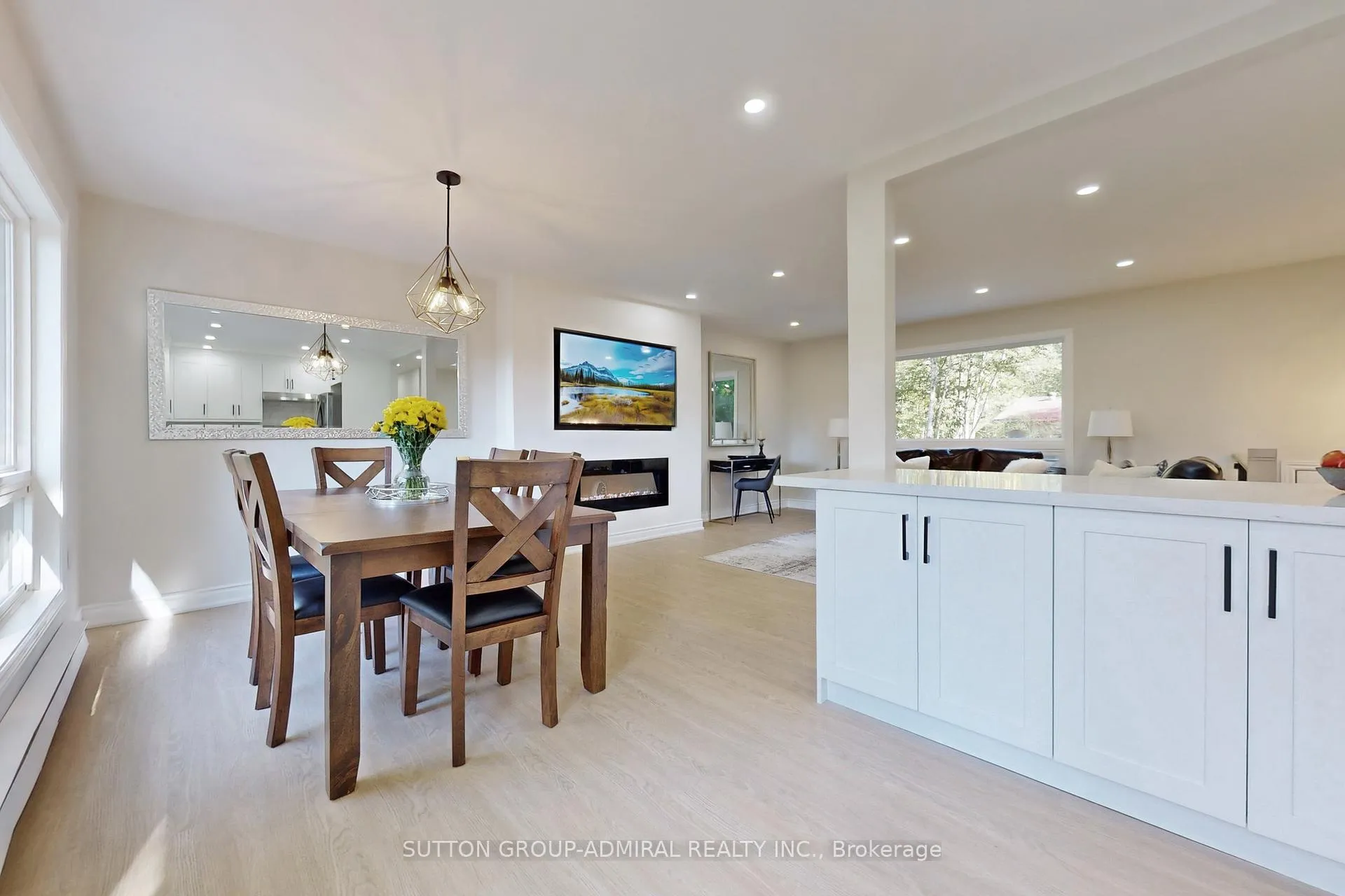 Photo 22 of 5127 Severn Pines Crescent, Severn, Washago — HOMEH