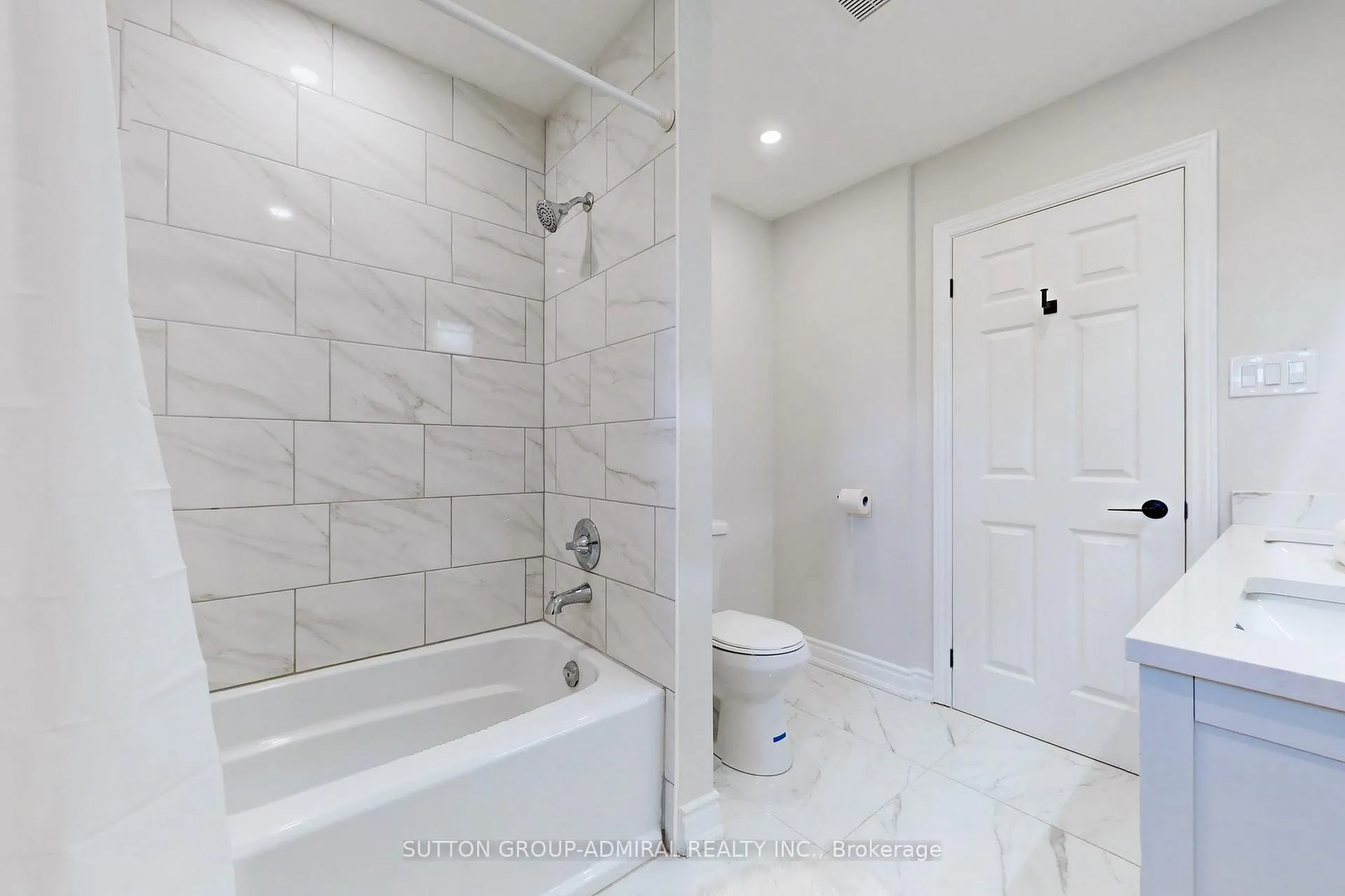 Photo 28 of 5127 Severn Pines Crescent, Severn, Washago — HOMEH