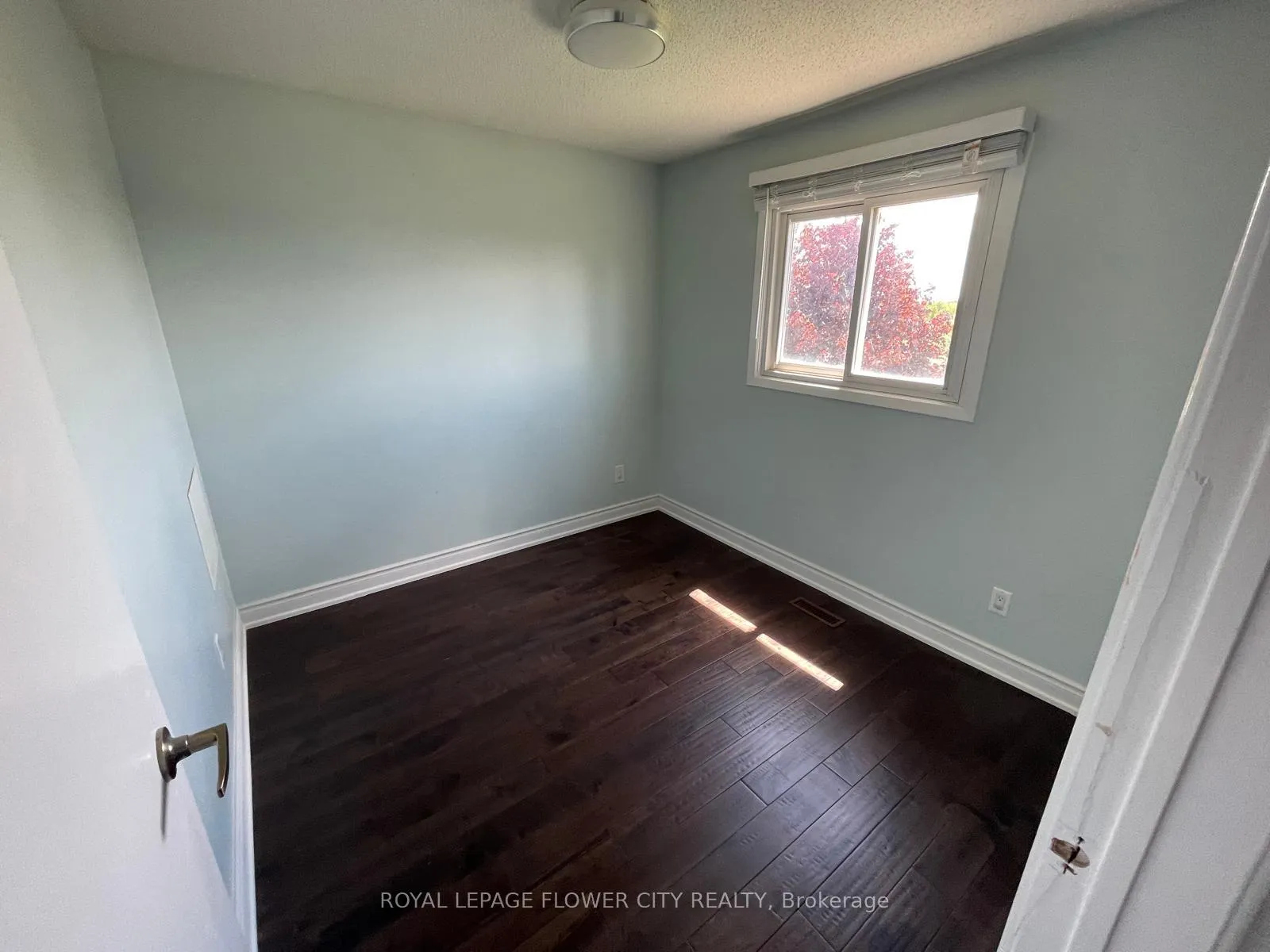 Photo 12 of 41 Northgate Boulevard, Brampton, Westgate — HOMEH