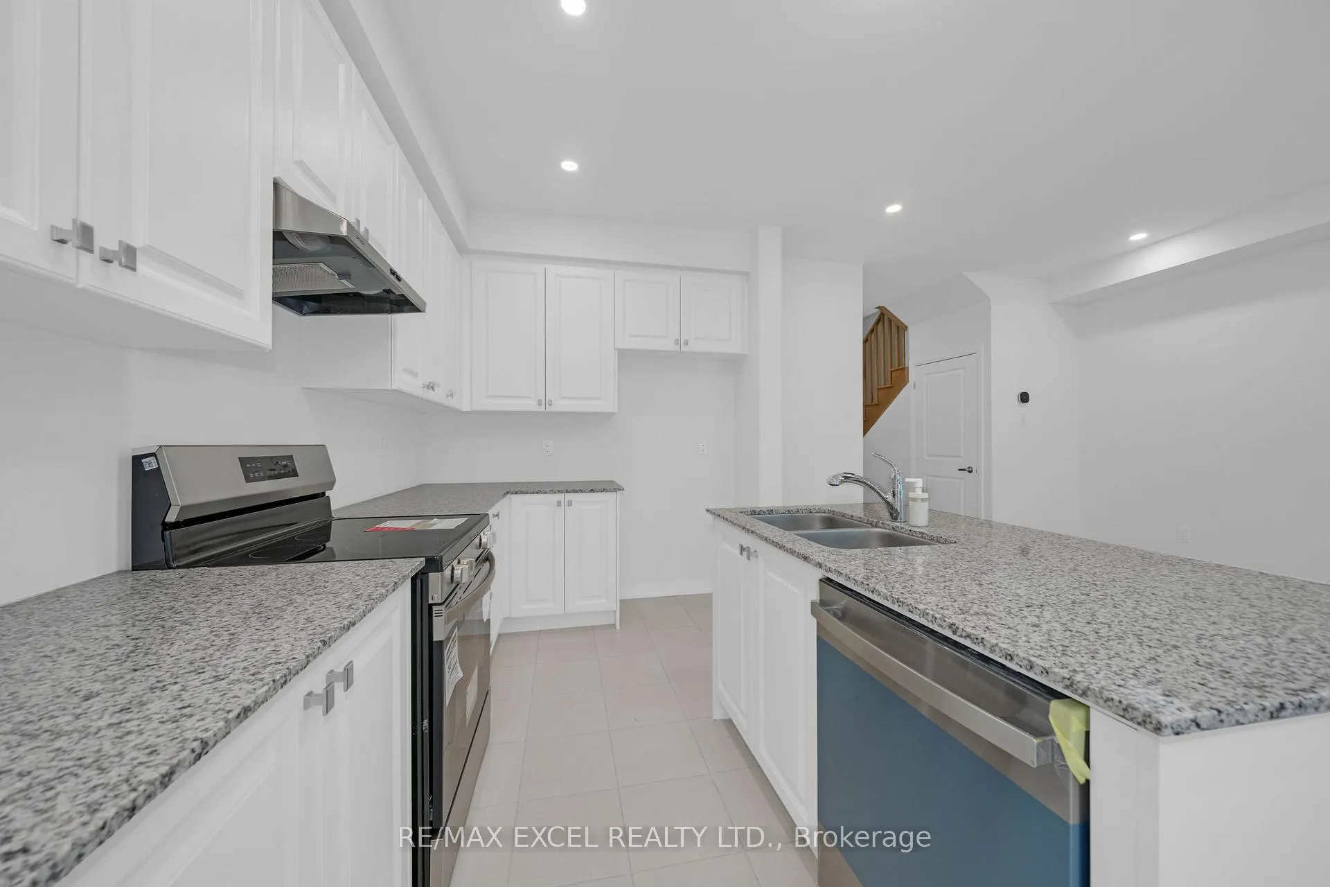 Photo 10 of 3052 Sideline 16, Pickering, Rural Pickering — HOMEH