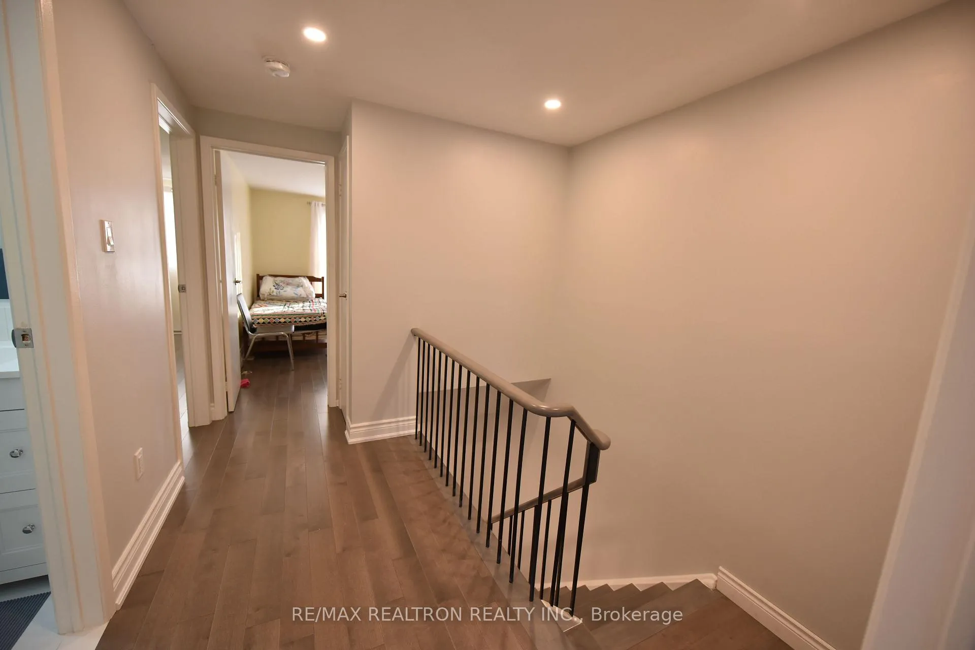 Photo 10 of 108 Rejane Crescent, Vaughan, Crestwood-Springfarm-Yorkhill — HOMEH