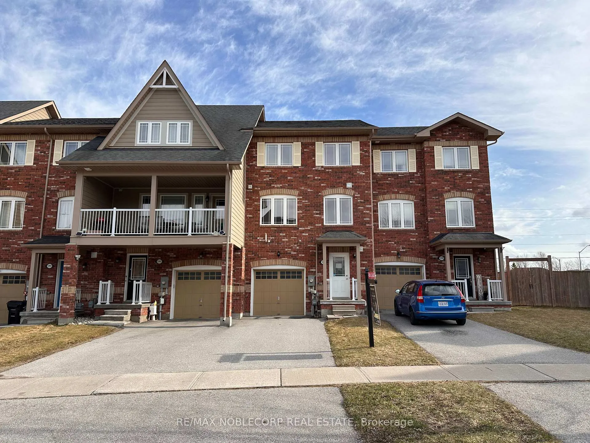 Front of 1287 Coleman Crescent