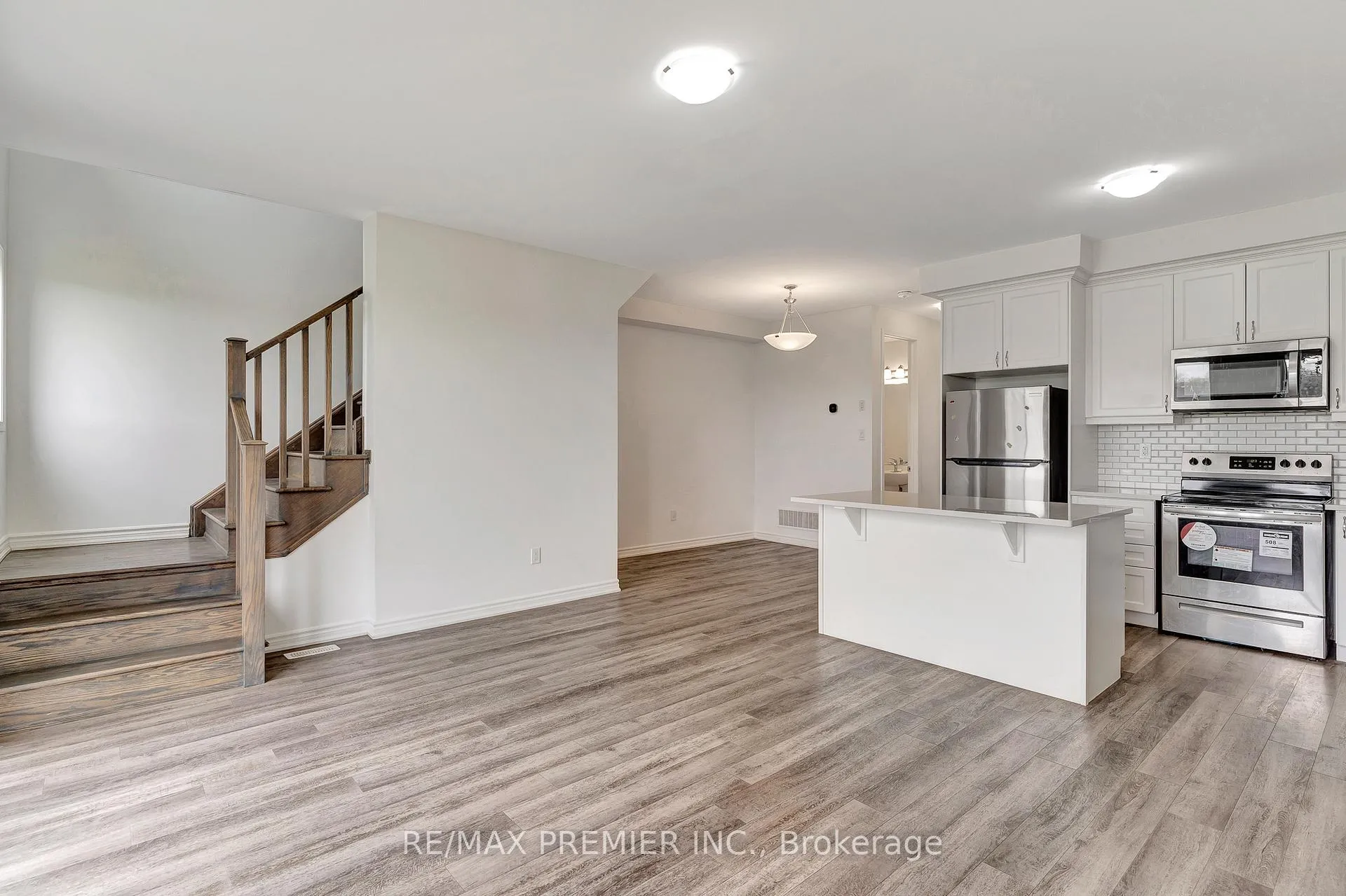 Photo 13 of 4 Saxony Street, Kitchener — HOMEH