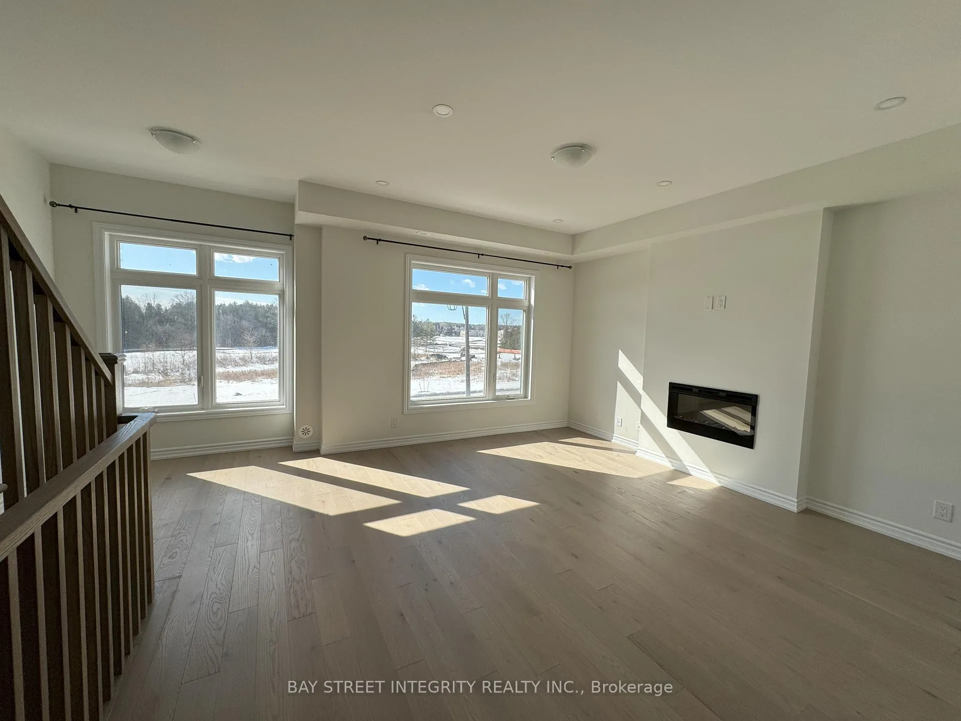 Photo 11 of 103 Yorkton Blvd, Markham, Angus Glen — HOMEH