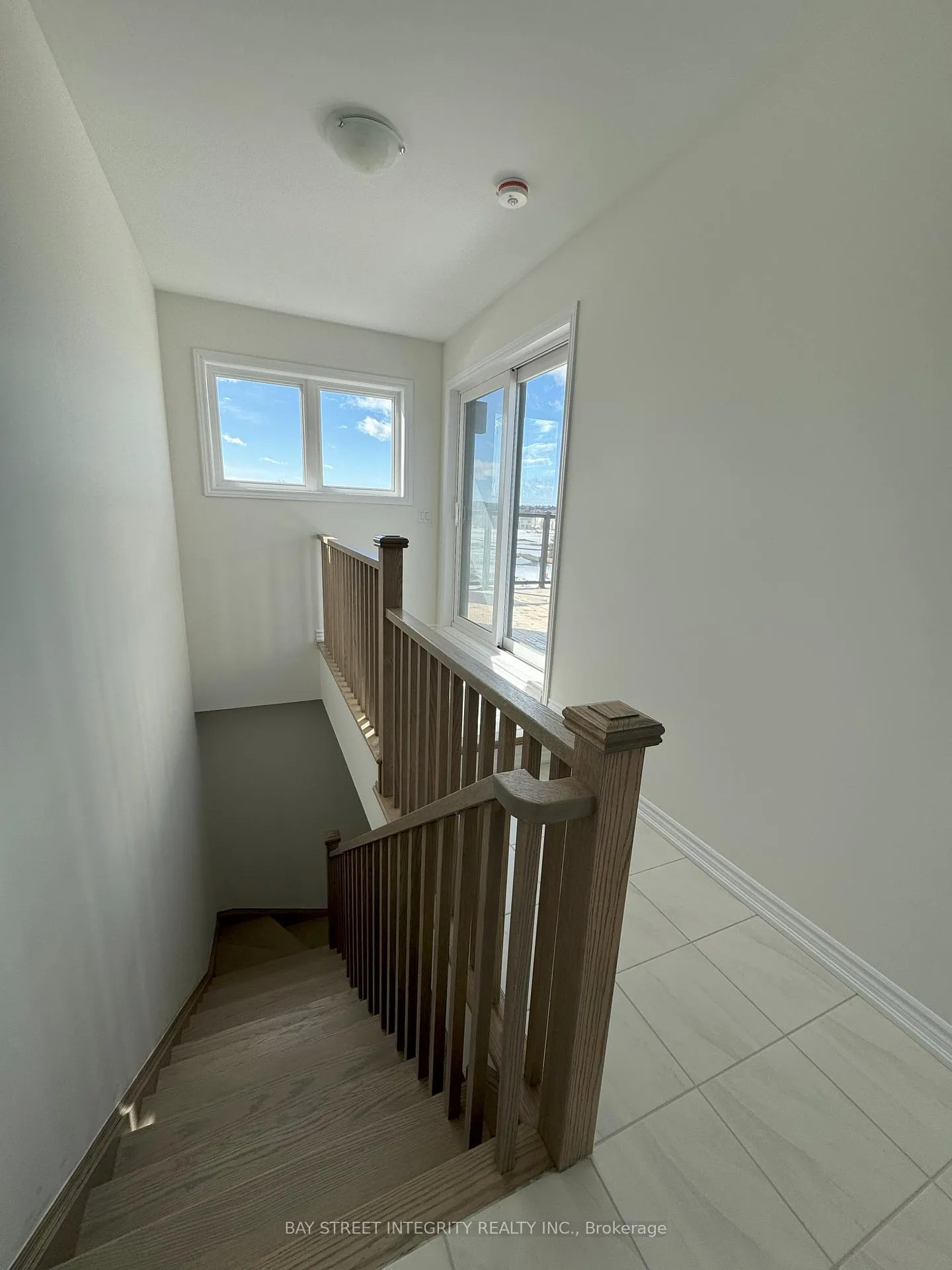 Photo 27 of 103 Yorkton Blvd, Markham, Angus Glen — HOMEH