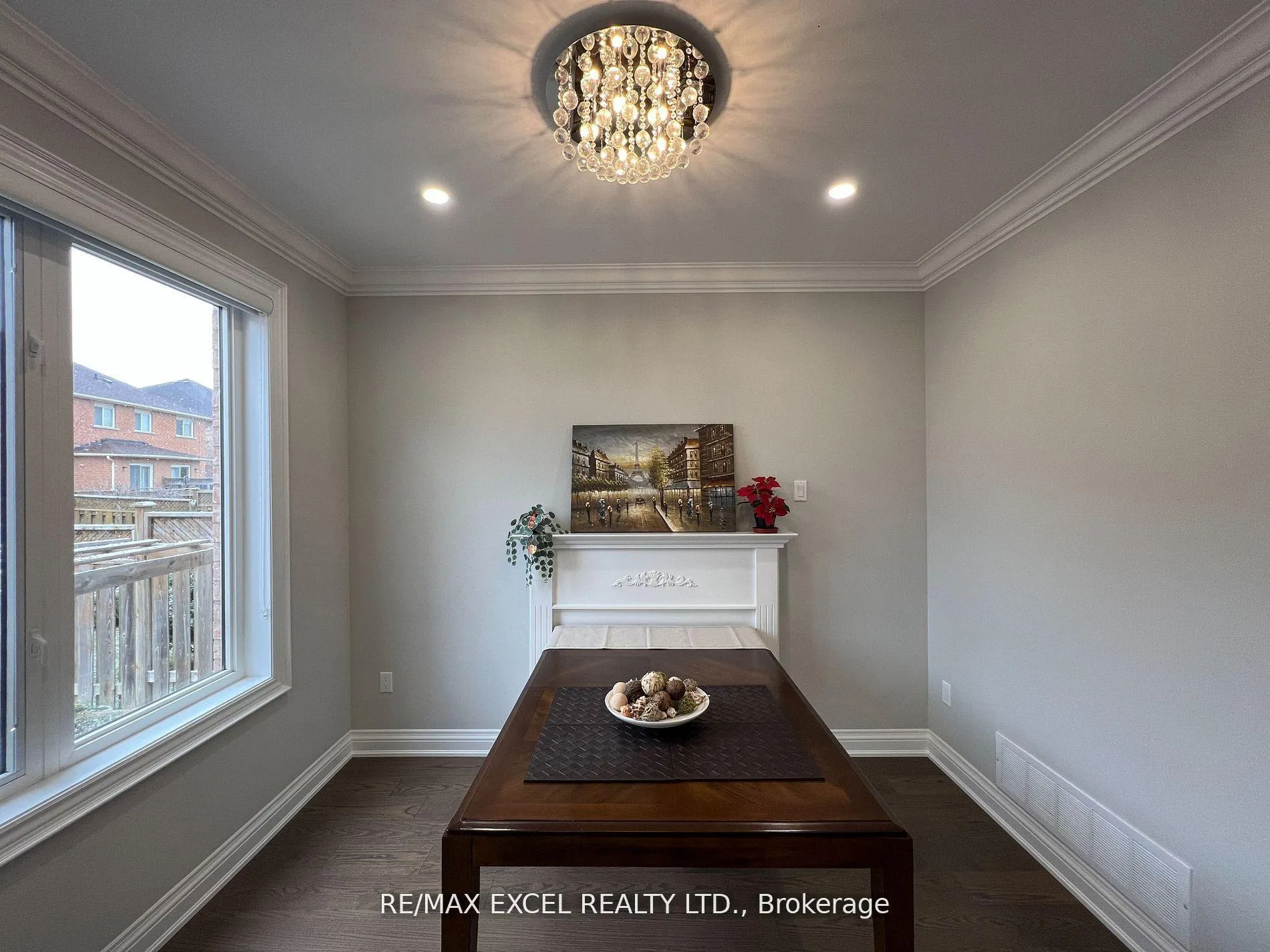 Photo 12 of 8 Charles Sturdy Road, Markham, Berczy — HOMEH