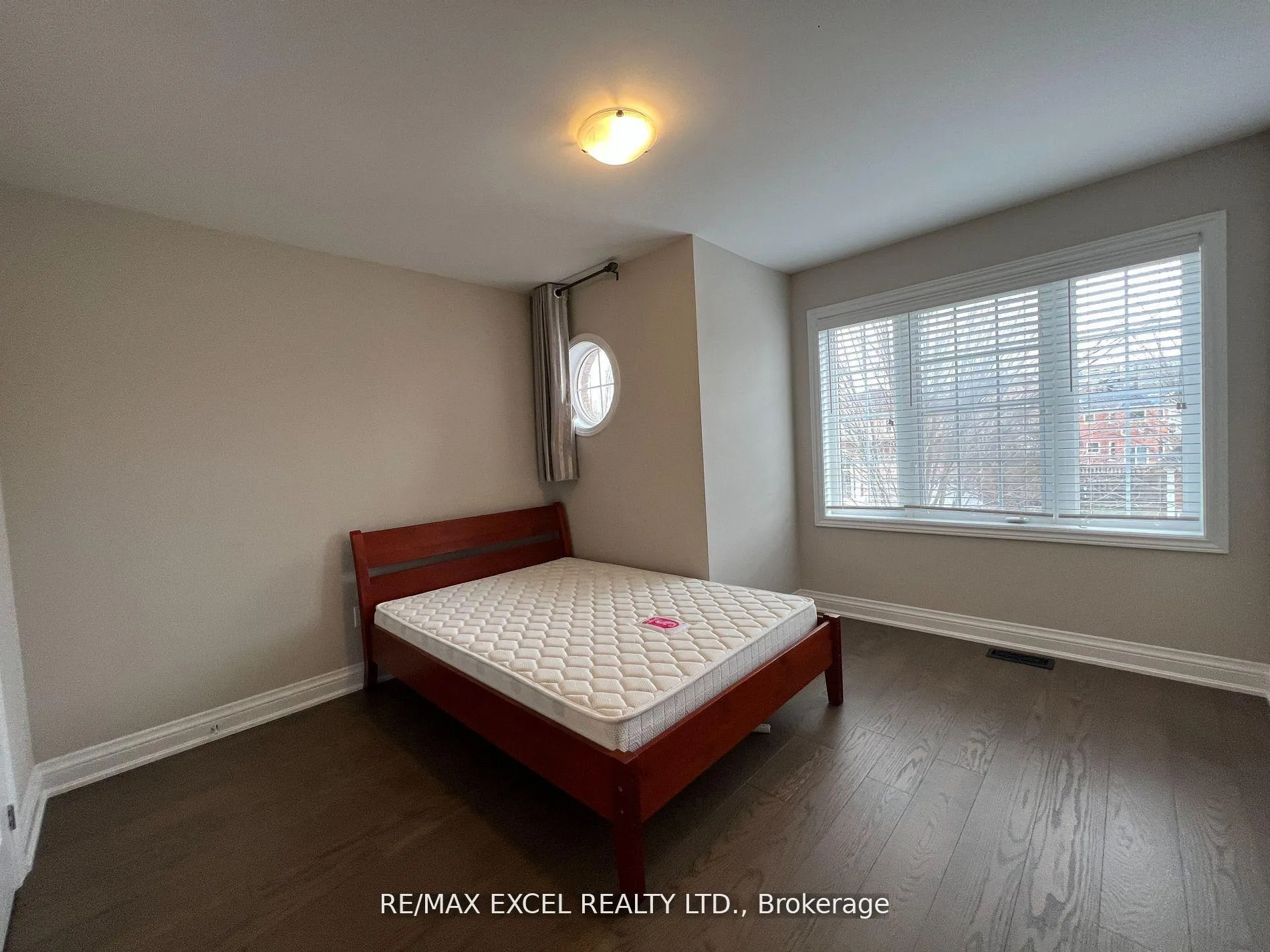 Photo 20 of 8 Charles Sturdy Road, Markham, Berczy — HOMEH
