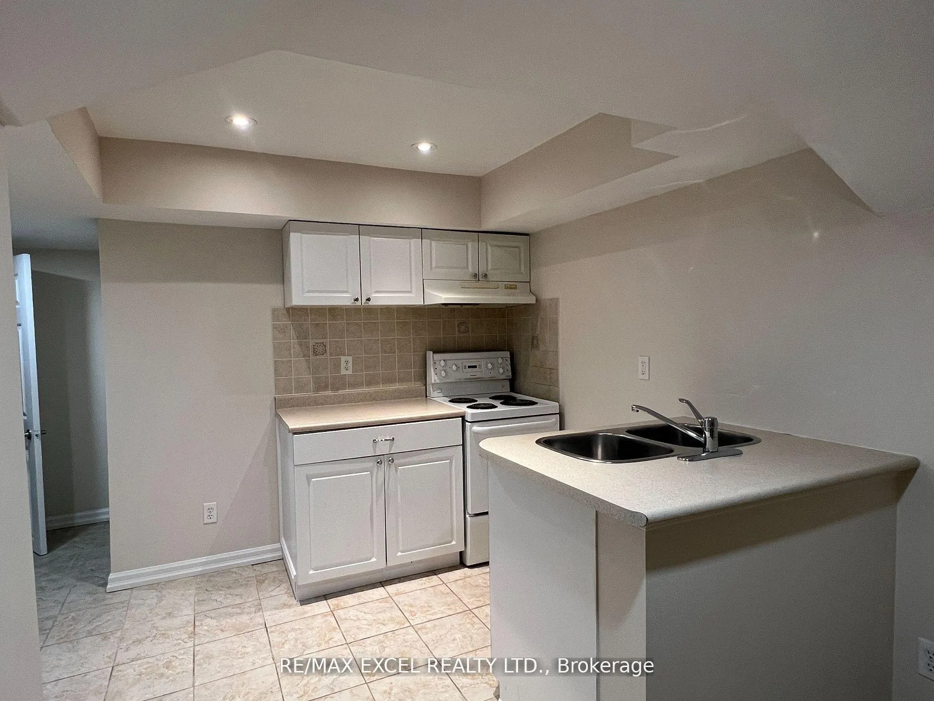 Photo 26 of 8 Charles Sturdy Road, Markham, Berczy — HOMEH