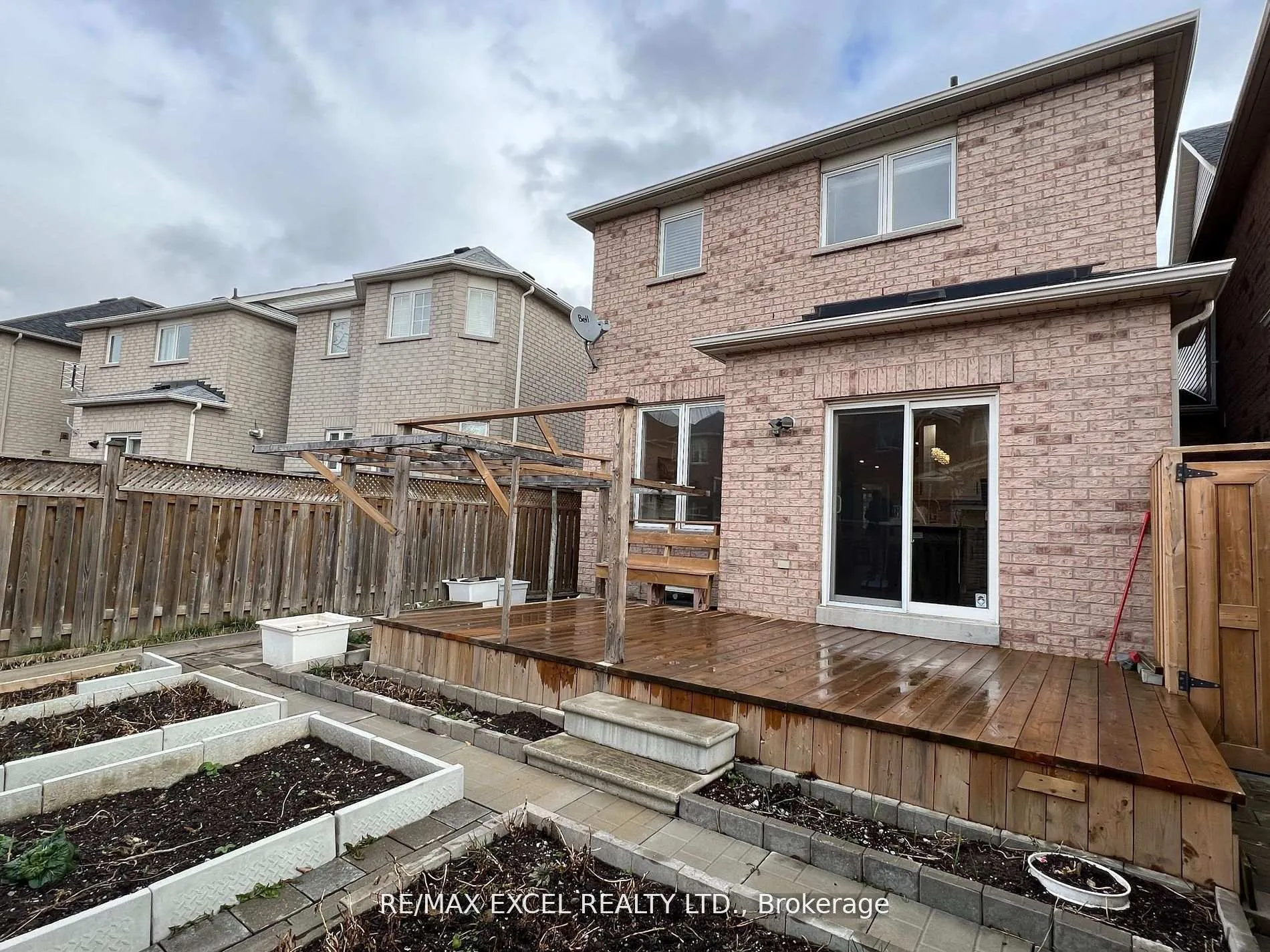 Photo 29 of 8 Charles Sturdy Road, Markham, Berczy — HOMEH