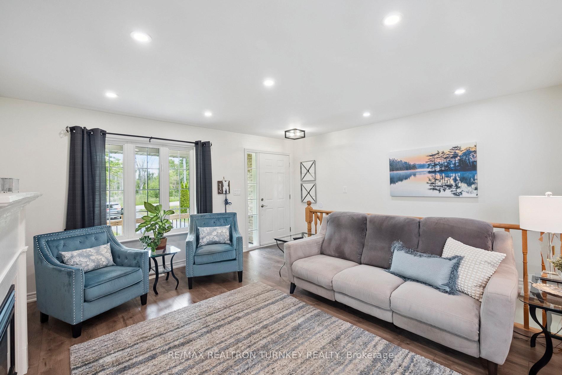 Photo 5 of 58 Riverview Beach Road, Georgina, Pefferlaw — HOMEH