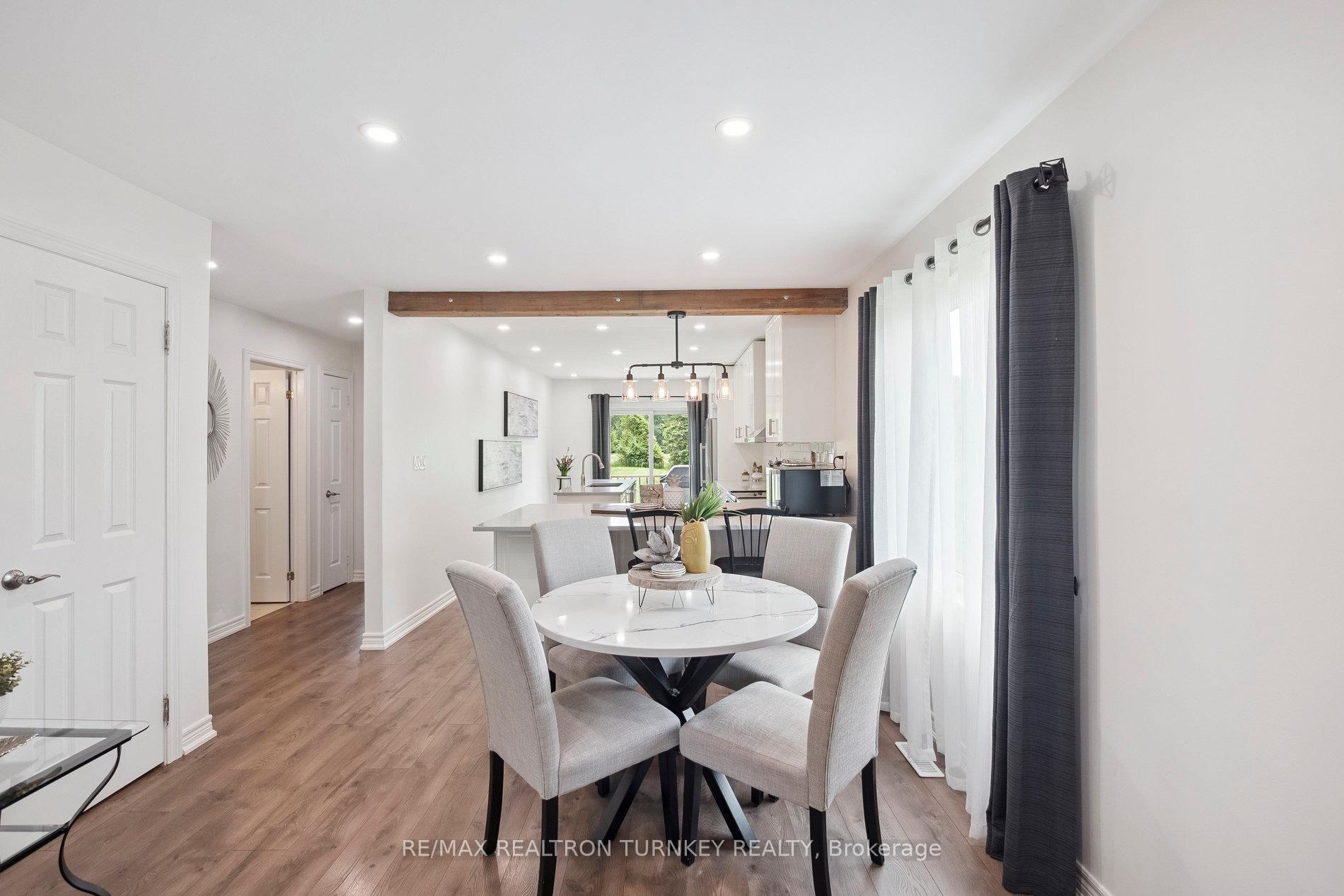 Photo 7 of 58 Riverview Beach Road, Georgina, Pefferlaw — HOMEH