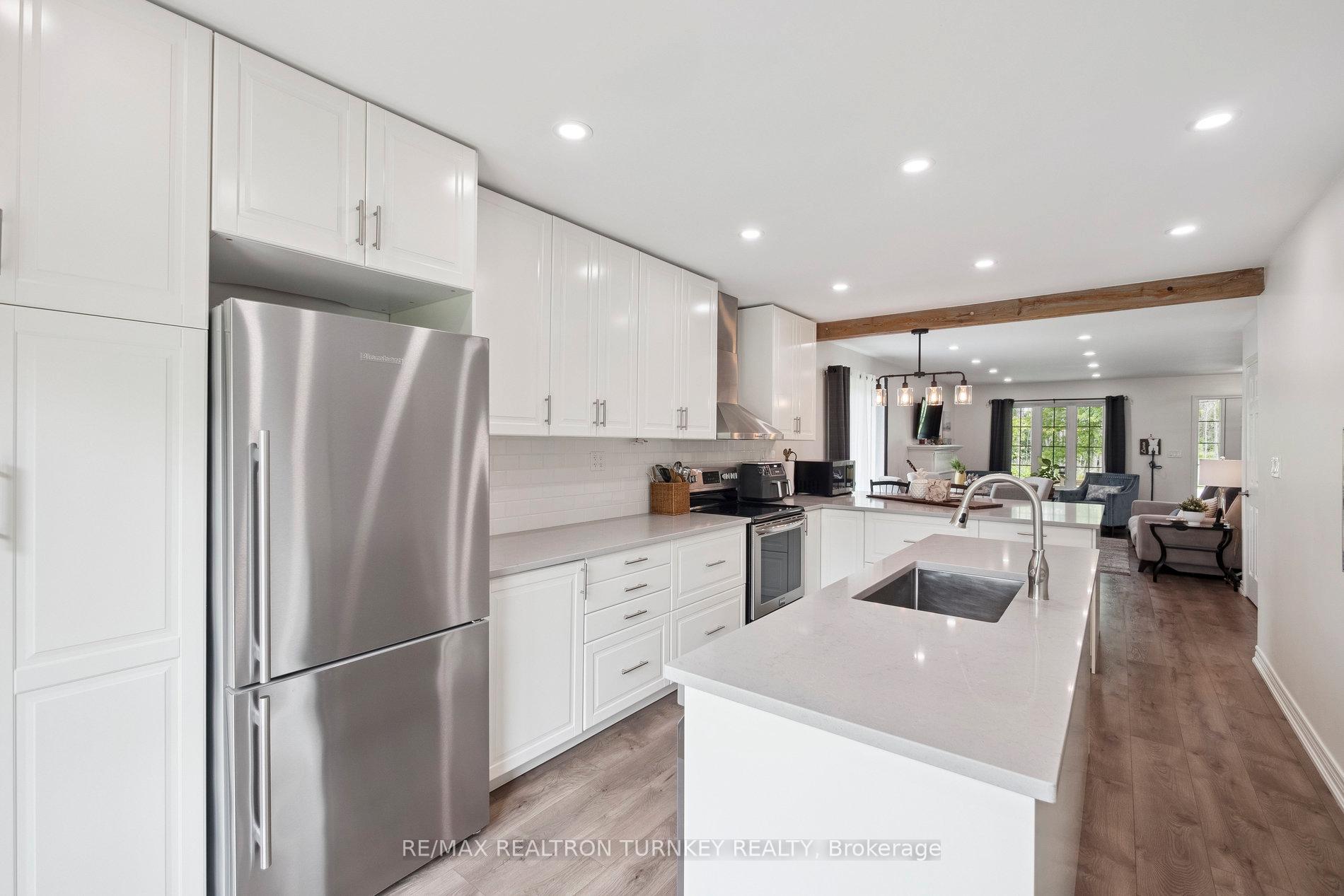 Photo 14 of 58 Riverview Beach Road, Georgina, Pefferlaw — HOMEH