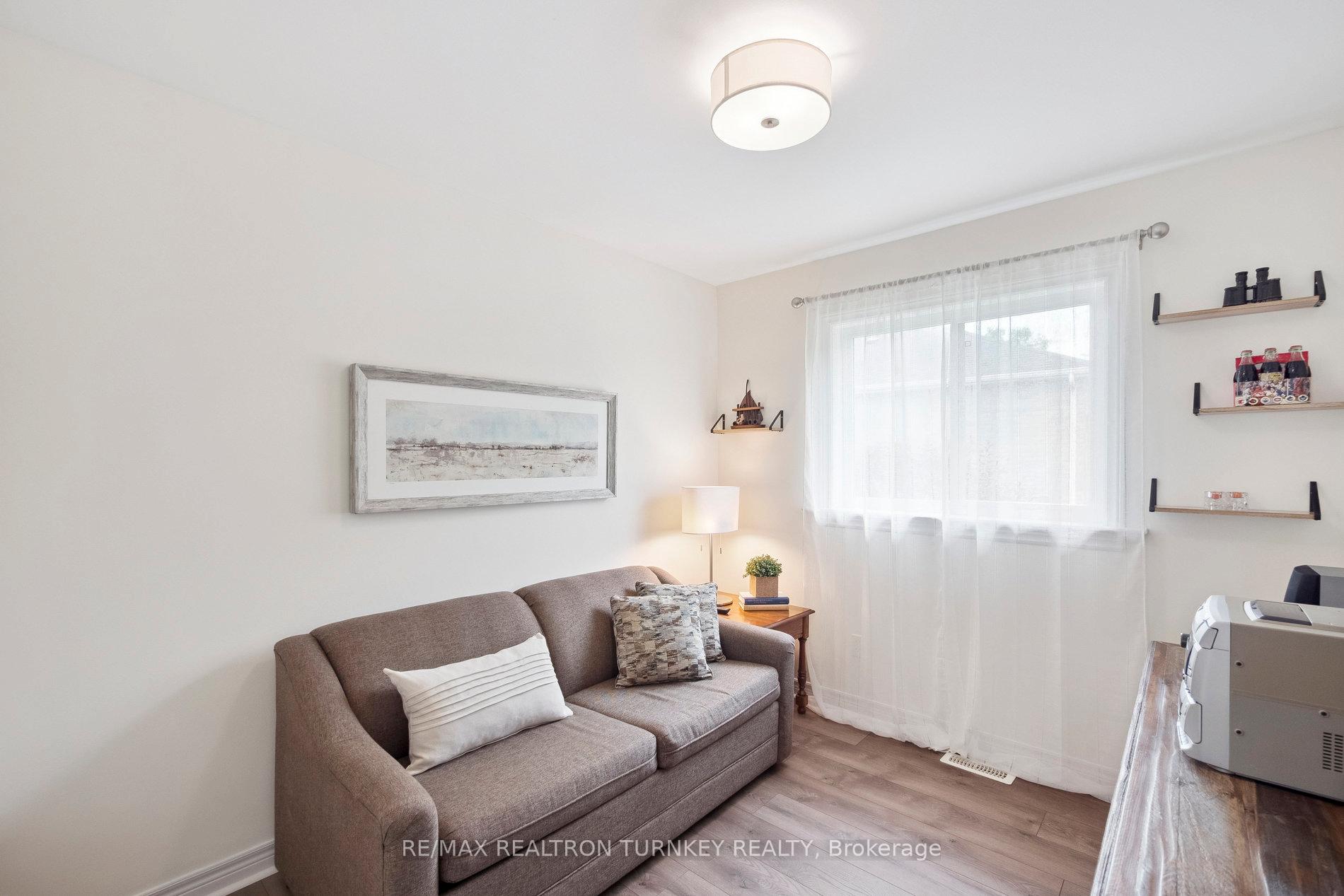 Photo 20 of 58 Riverview Beach Road, Georgina, Pefferlaw — HOMEH