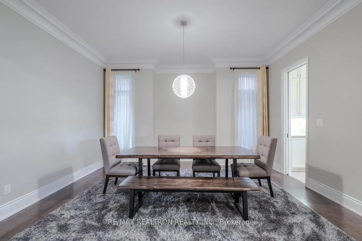 Photo 16 of 29 Royal West Road, Markham, Angus Glen — HOMEH