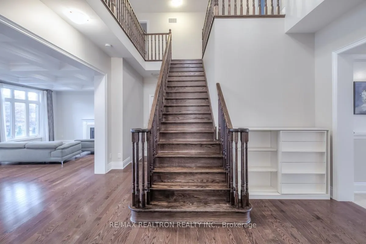 Photo 19 of 29 Royal West Road, Markham, Angus Glen — HOMEH