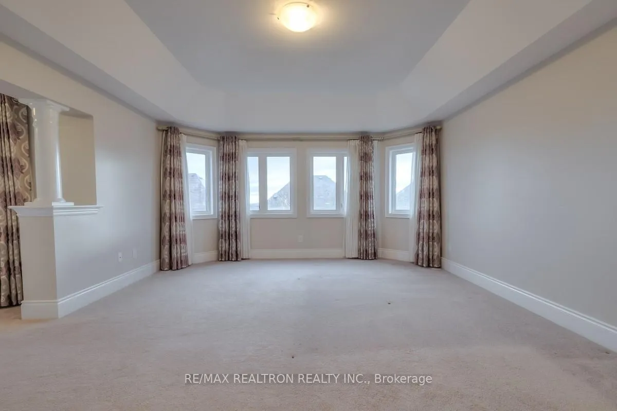 Photo 20 of 29 Royal West Road, Markham, Angus Glen — HOMEH