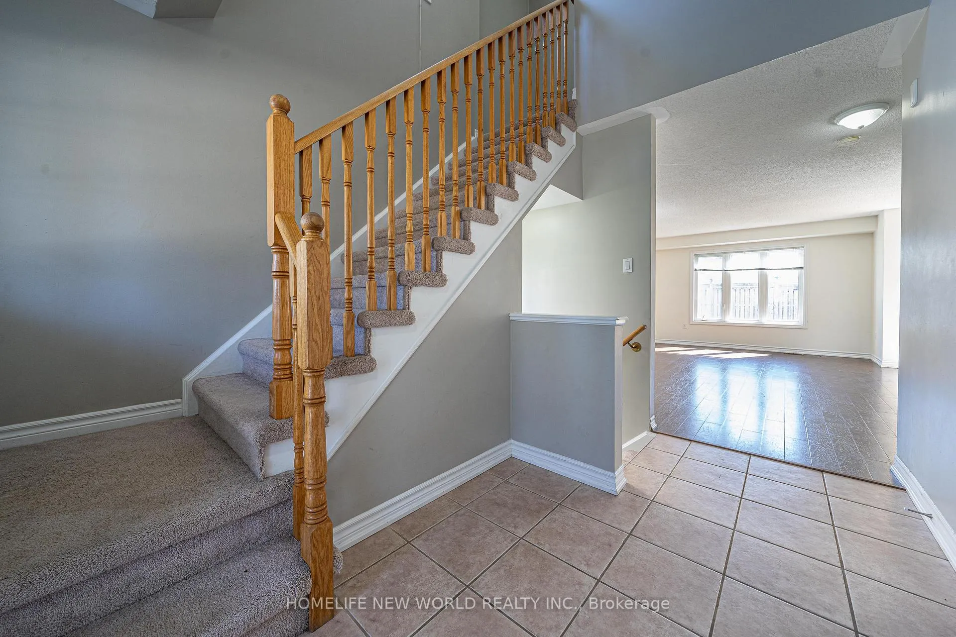 Photo 7 of 43 Oke Road, Clarington, Courtice — HOMEH