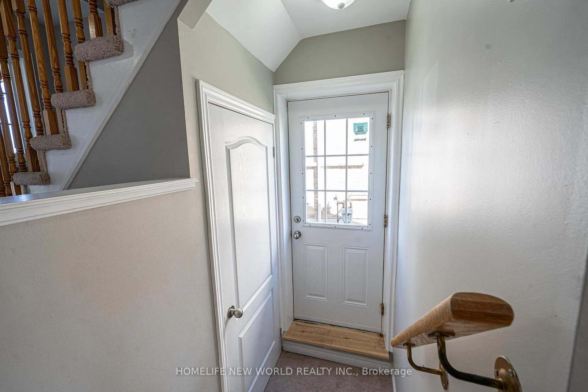 Photo 15 of 43 Oke Road, Clarington, Courtice — HOMEH