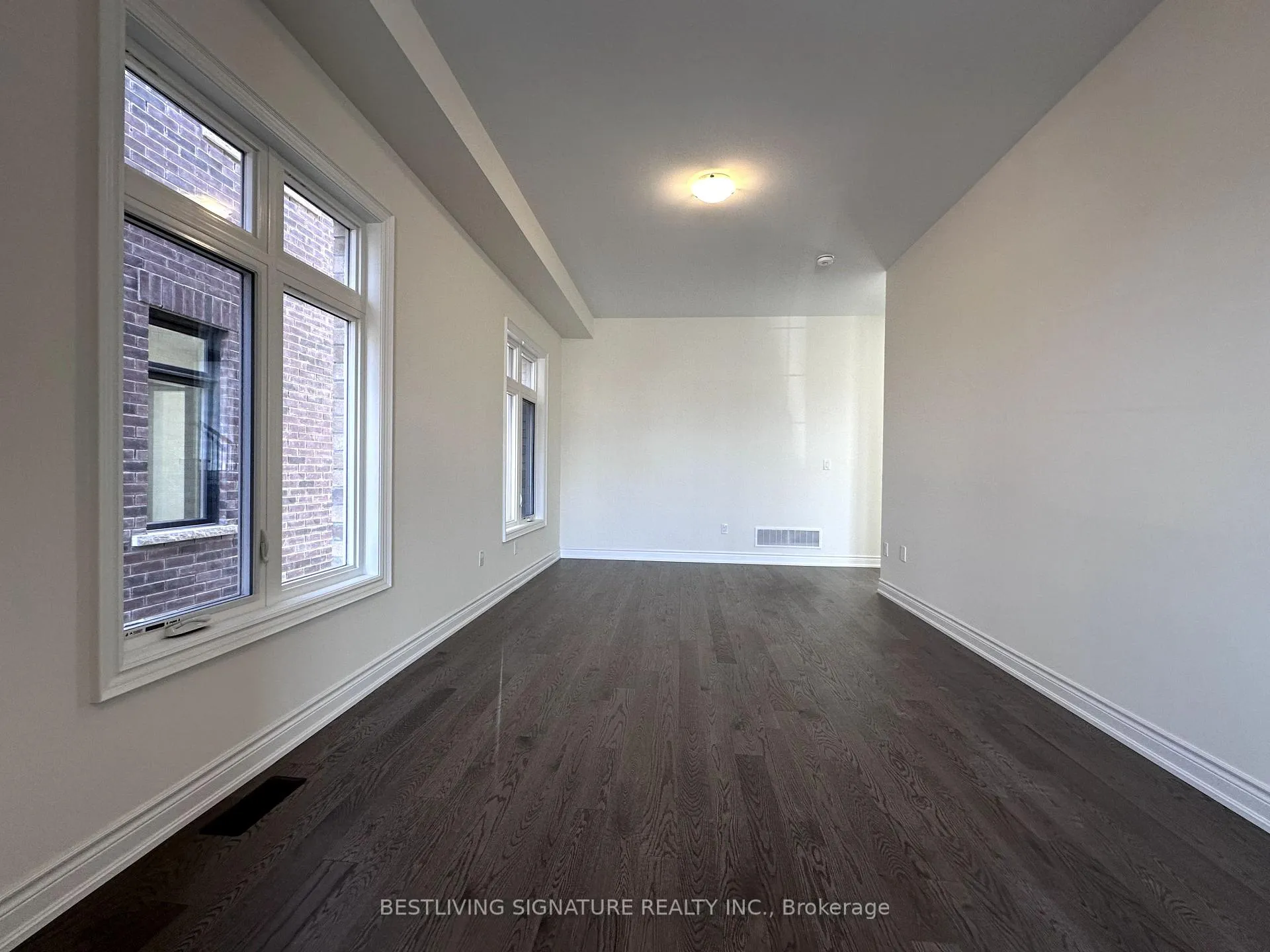 Photo 3 of 184 Leslie Richards Street, Markham, Rural Markham — HOMEH