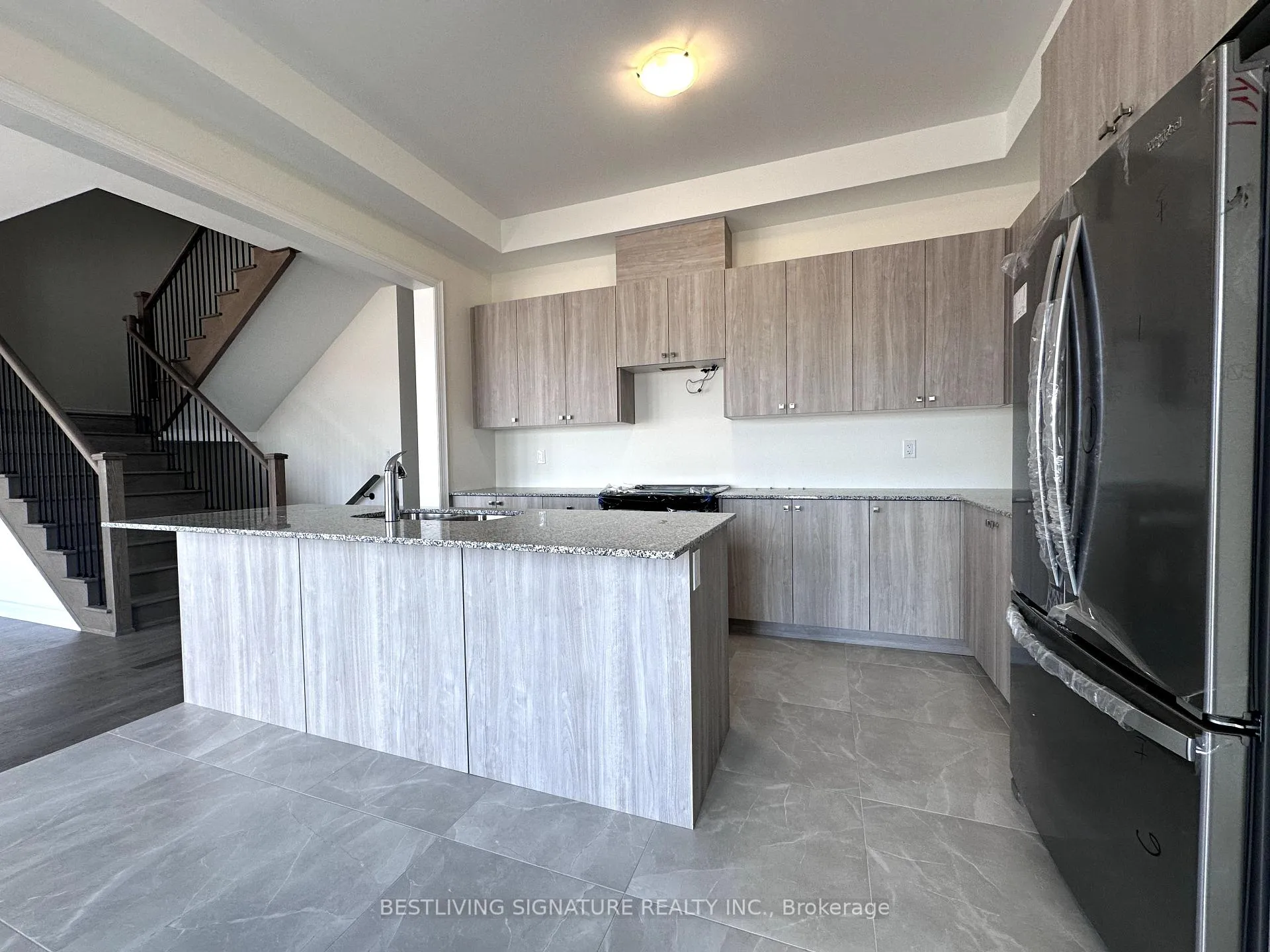 Photo 7 of 184 Leslie Richards Street, Markham, Rural Markham — HOMEH