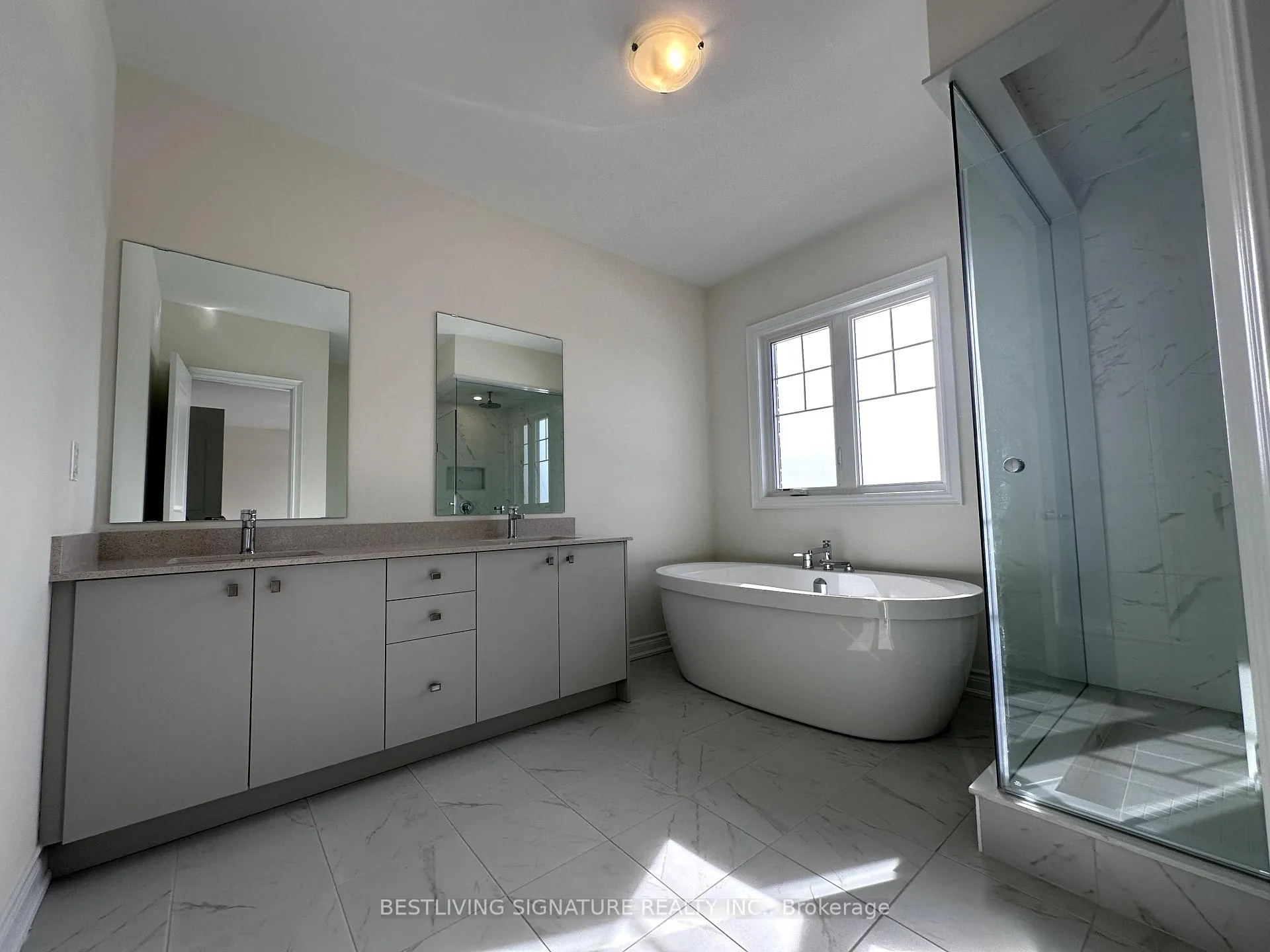 Photo 10 of 184 Leslie Richards Street, Markham, Rural Markham — HOMEH