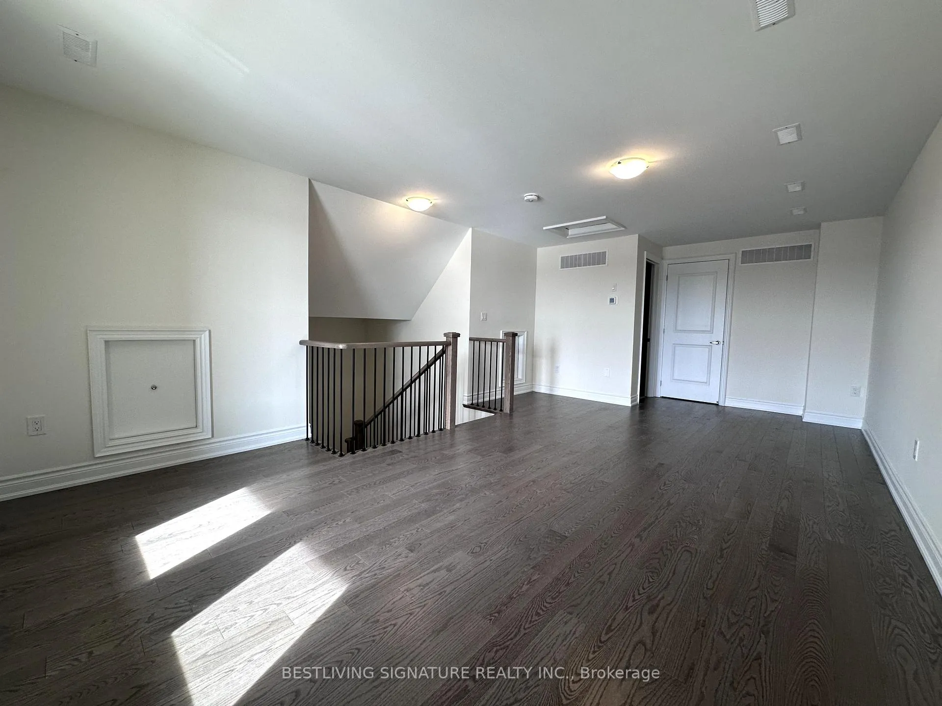 Photo 12 of 184 Leslie Richards Street, Markham, Rural Markham — HOMEH