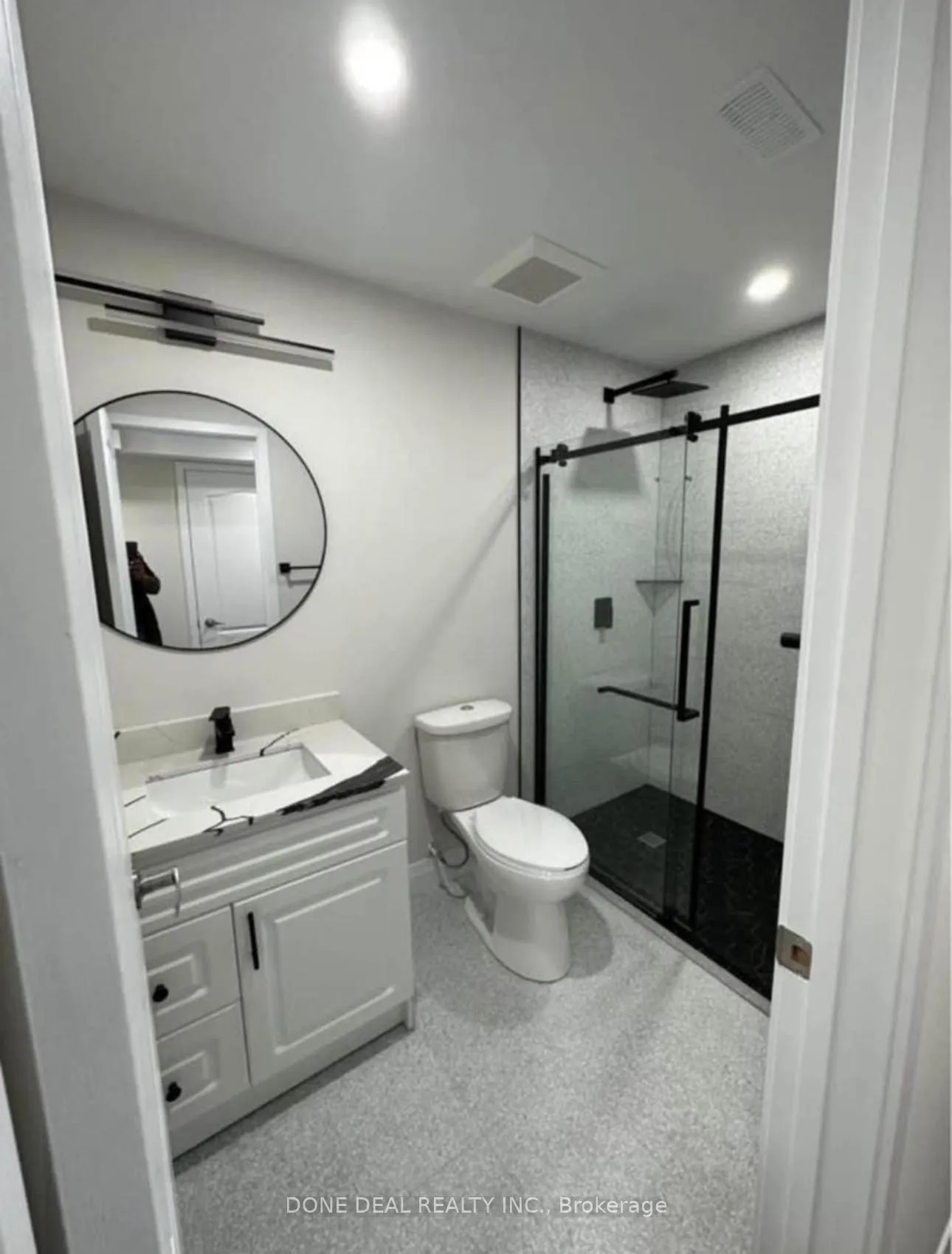 Photo 9 of 115 Pondcliffe Drive, Kitchener — HOMEH