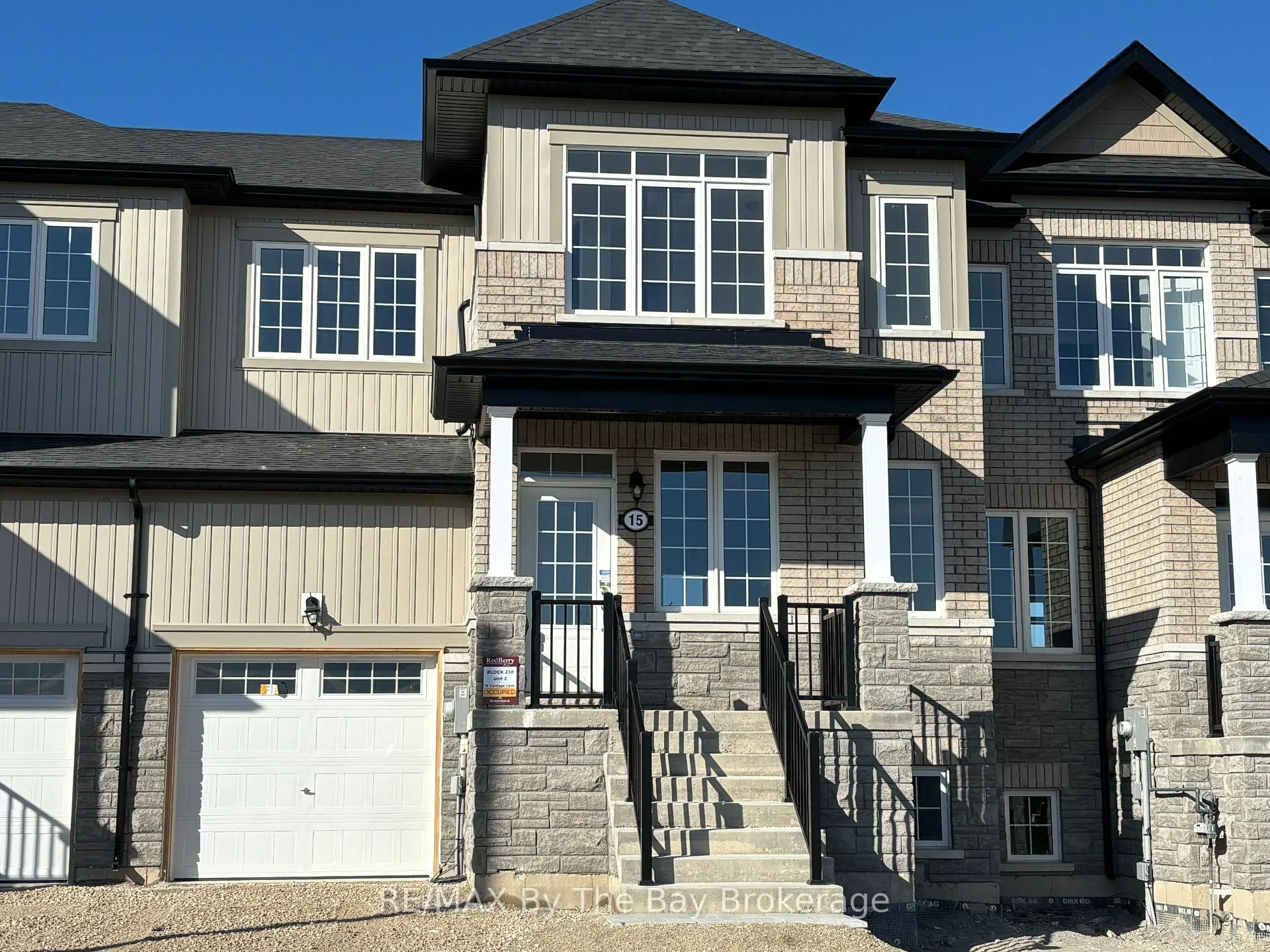 Photo 2 of 15 Carriage Lane, Wasaga Beach — HOMEH