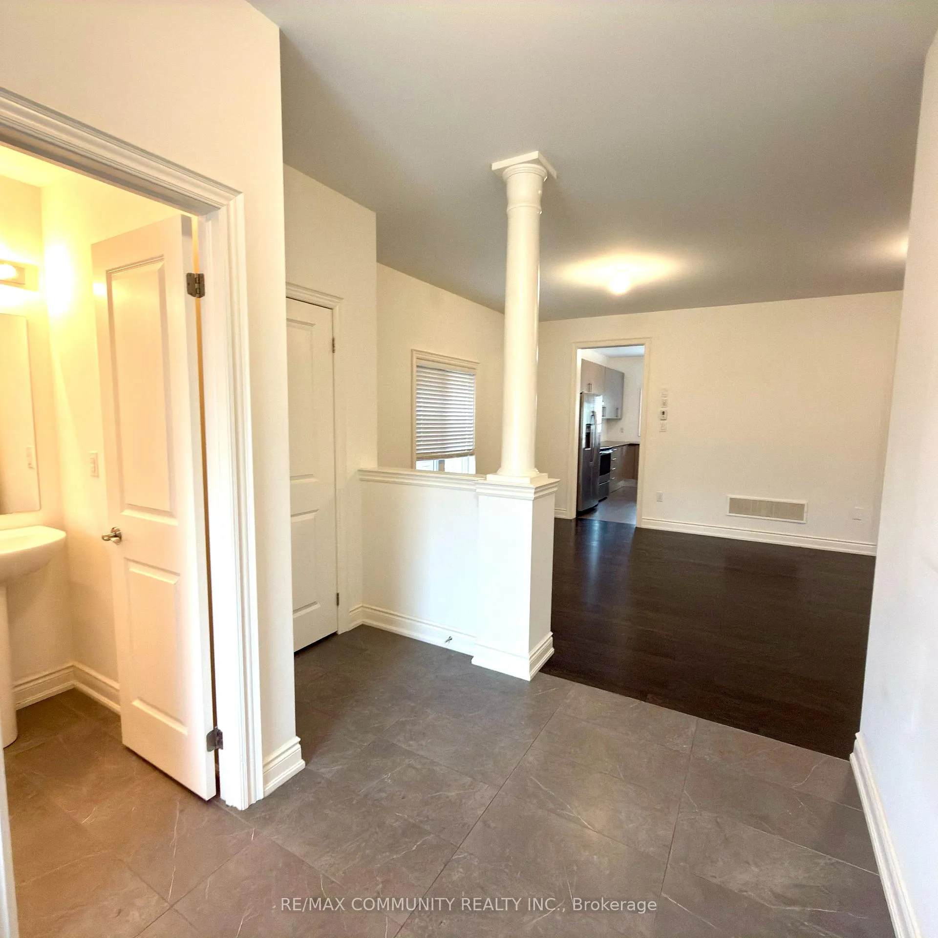 Photo 3 of 234 Lyle Drive, Clarington, Bowmanville — HOMEH