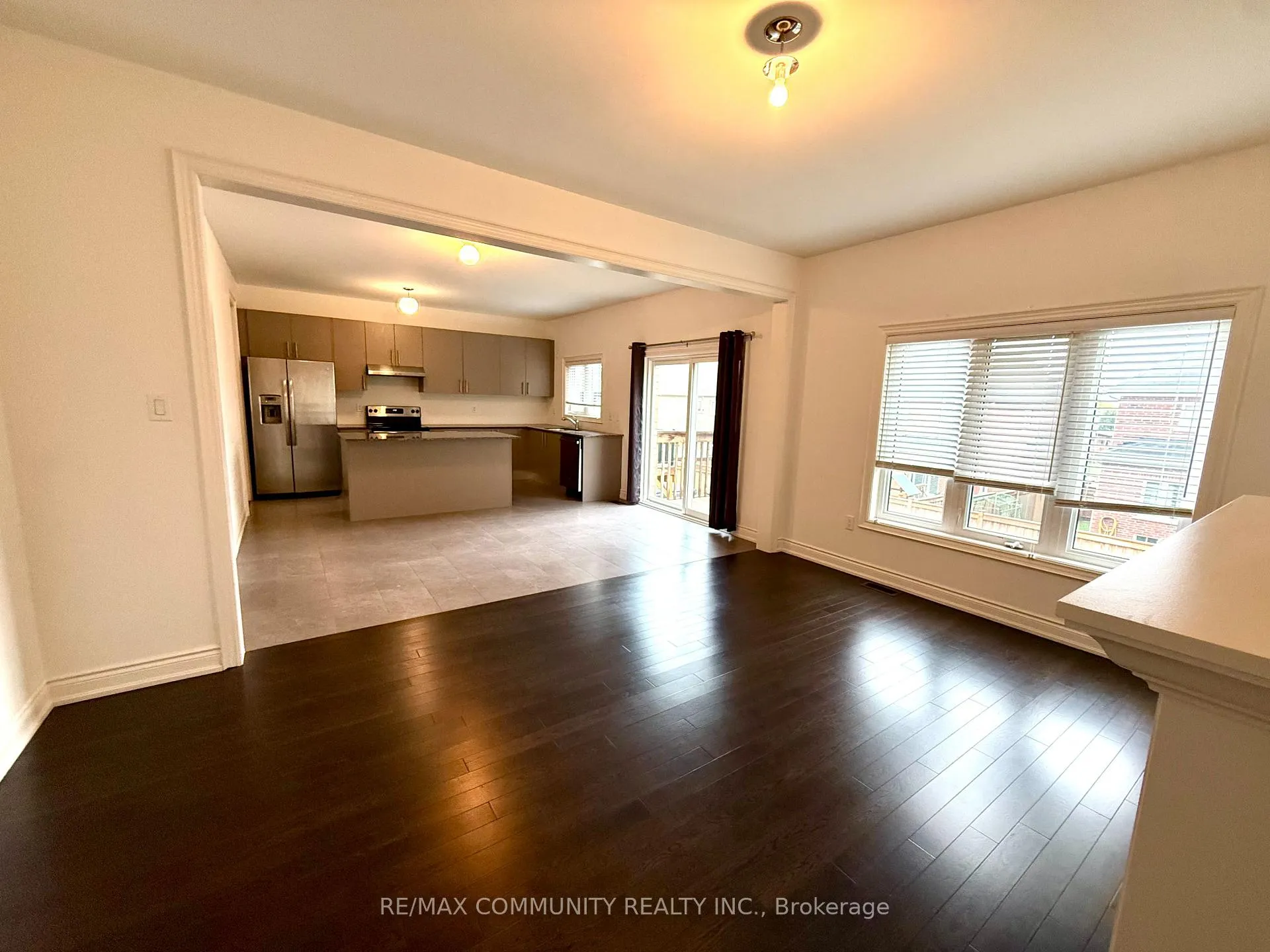 Photo 9 of 234 Lyle Drive, Clarington, Bowmanville — HOMEH