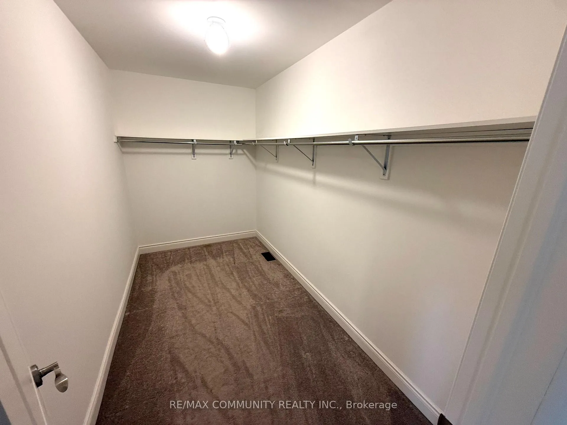 Photo 21 of 234 Lyle Drive, Clarington, Bowmanville — HOMEH