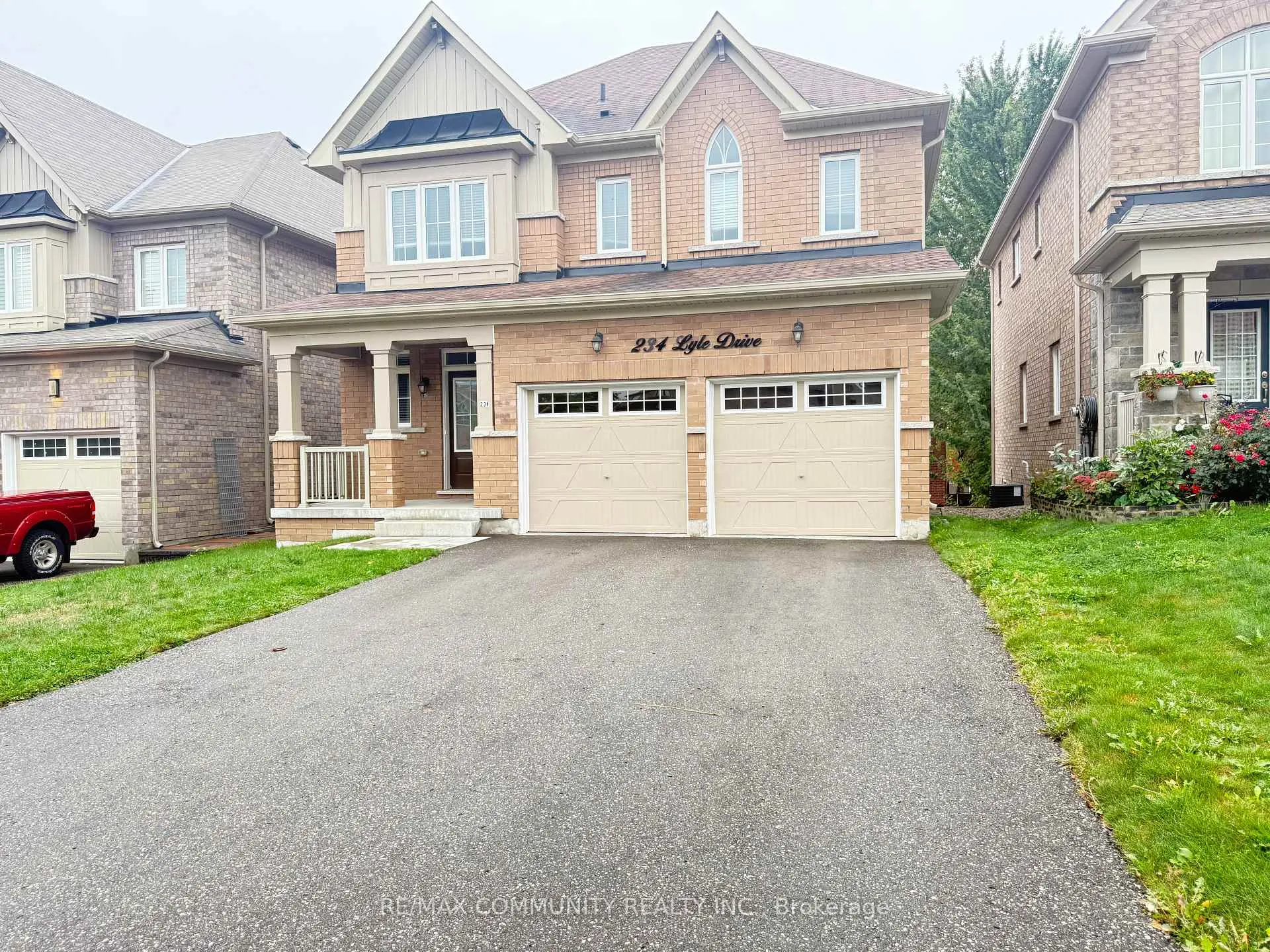 Photo 47 of 234 Lyle Drive, Clarington, Bowmanville — HOMEH